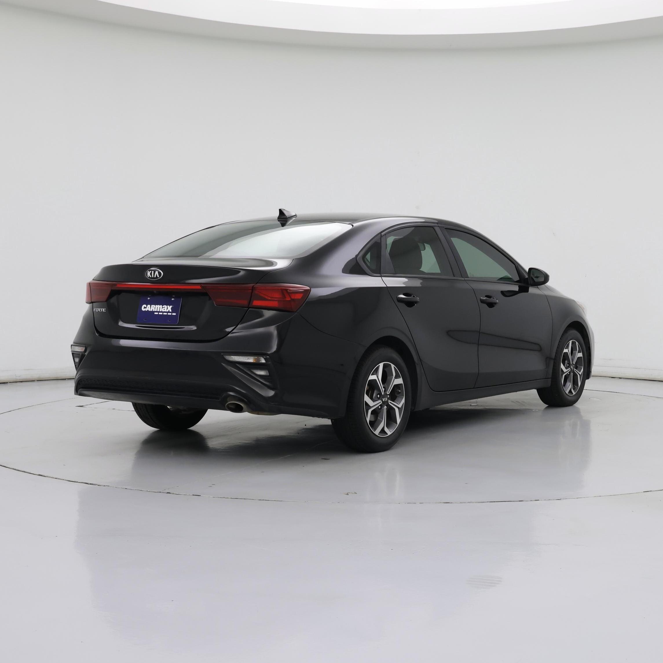 Thumbnail: 2019 Kia Forte - 8