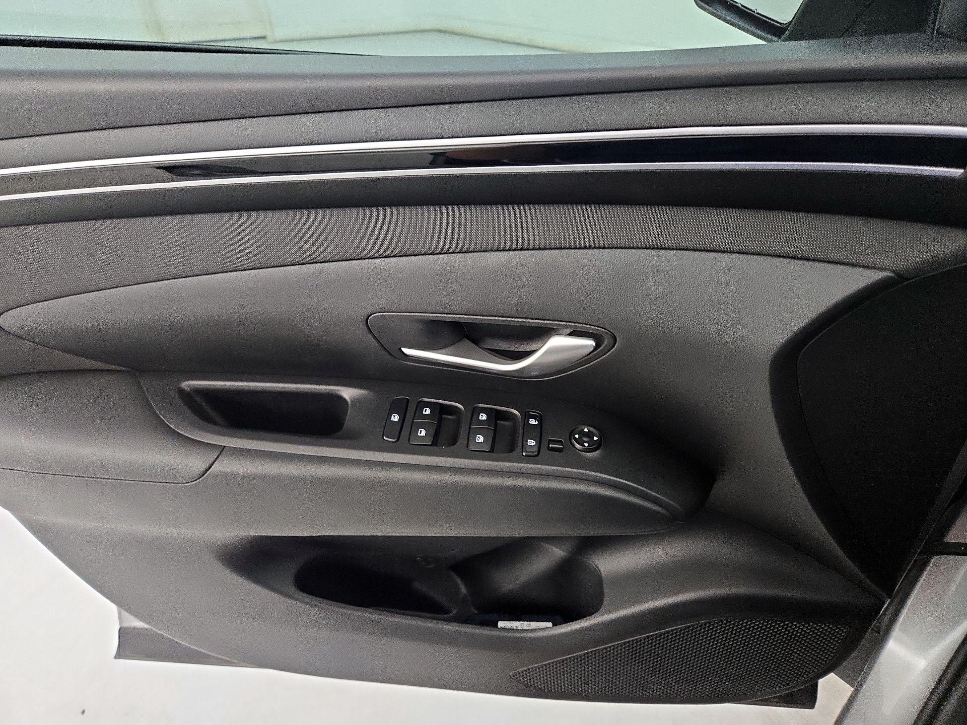 Thumbnail: 2023 Hyundai Tucson - 12