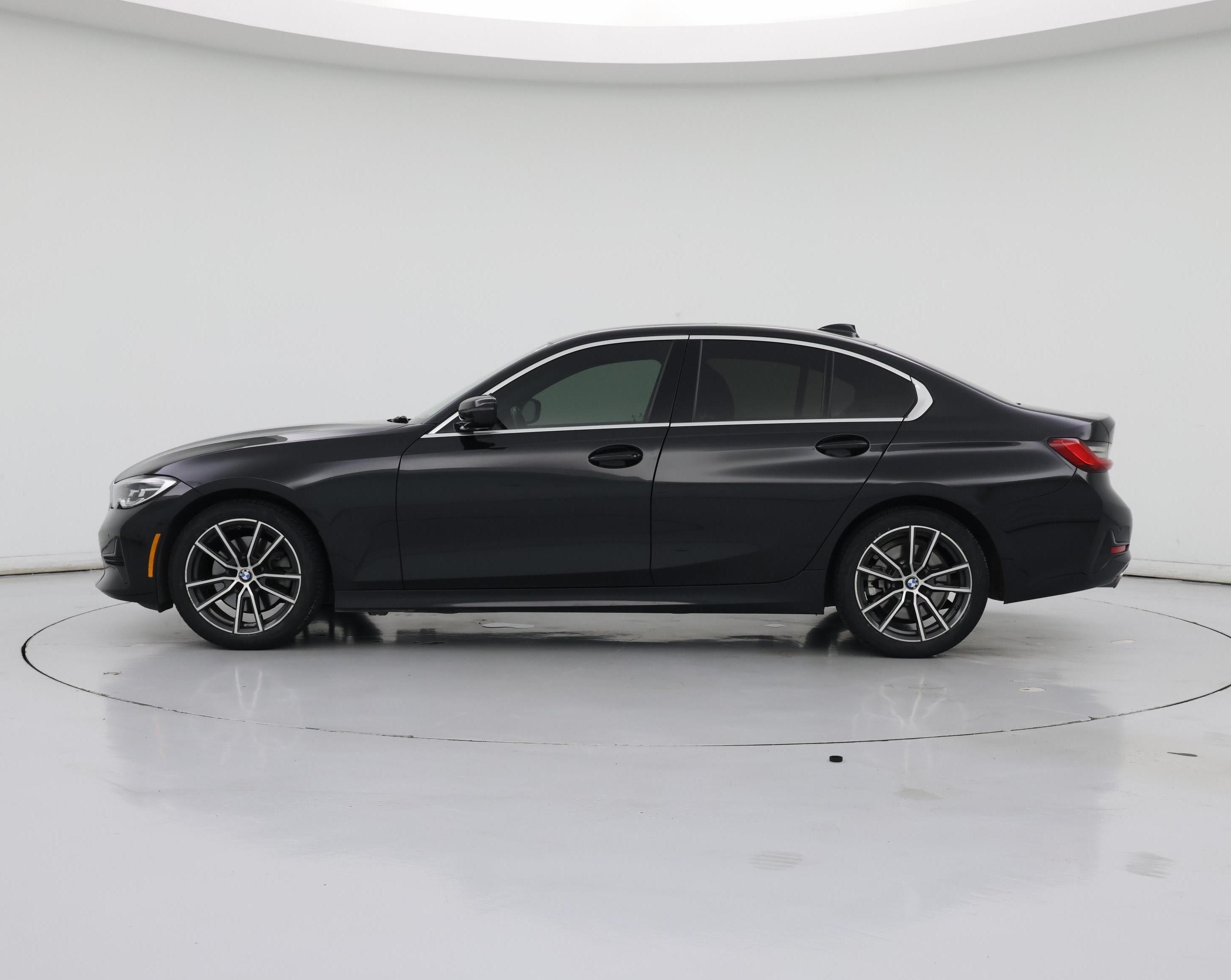 Thumbnail: 2019 BMW 3 Series - 3