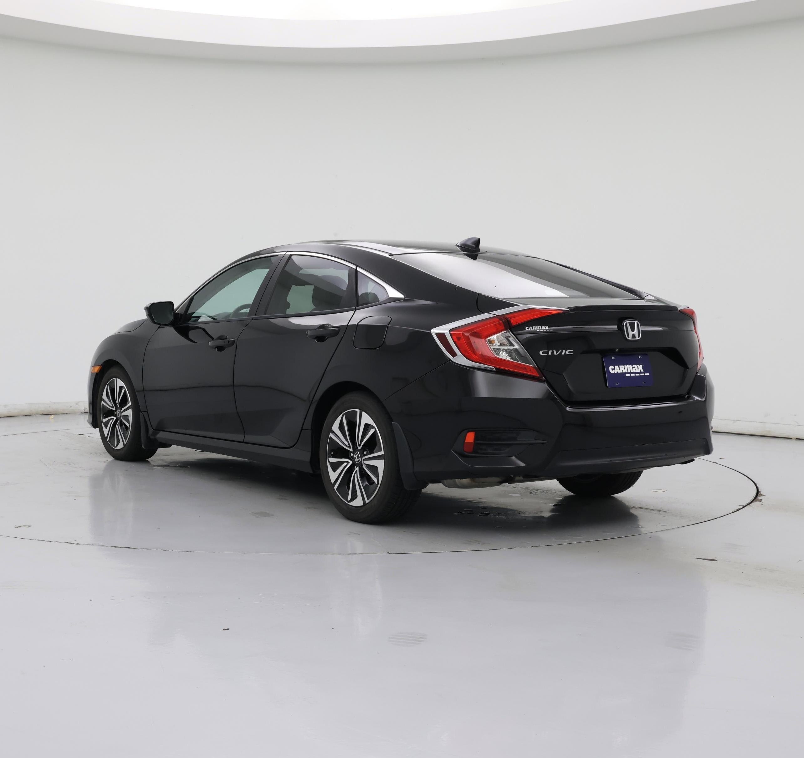 Thumbnail: 2017 Honda Civic - 2