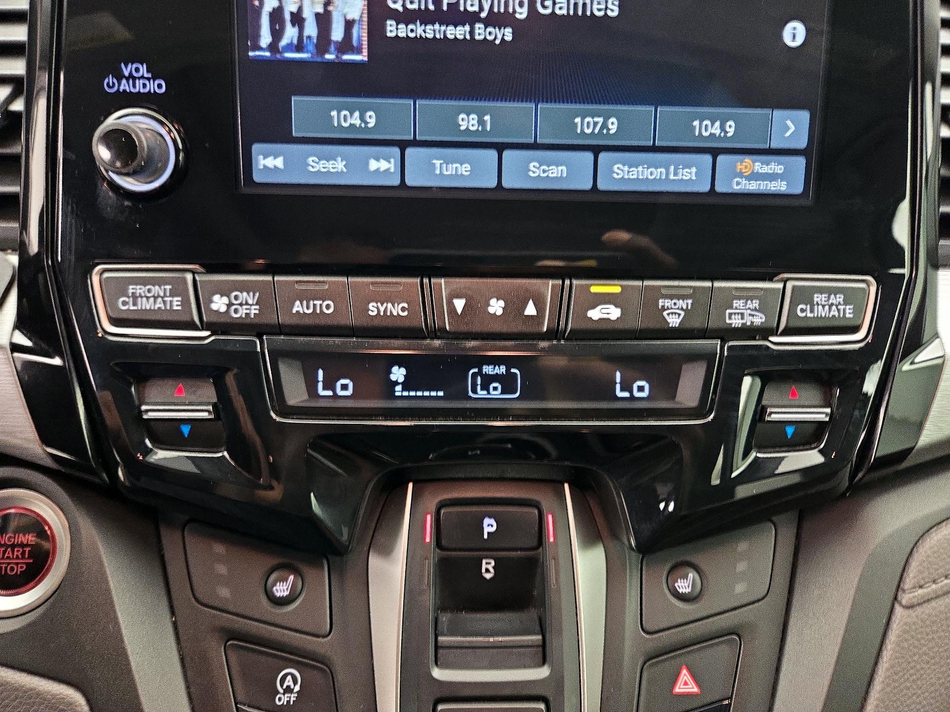 Thumbnail: 2019 Honda Odyssey - 17