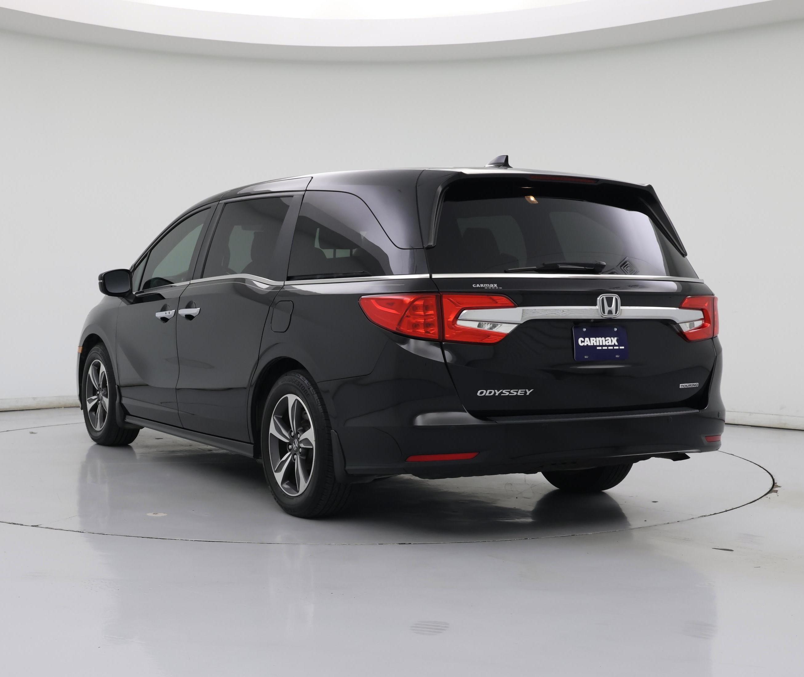 Thumbnail: 2019 Honda Odyssey - 2