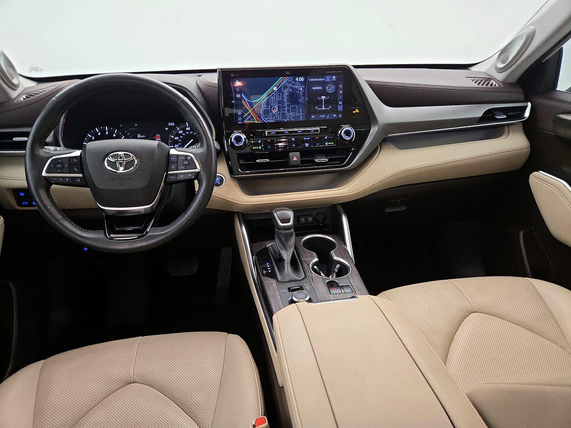 Thumbnail: 2021 Toyota Highlander - 9