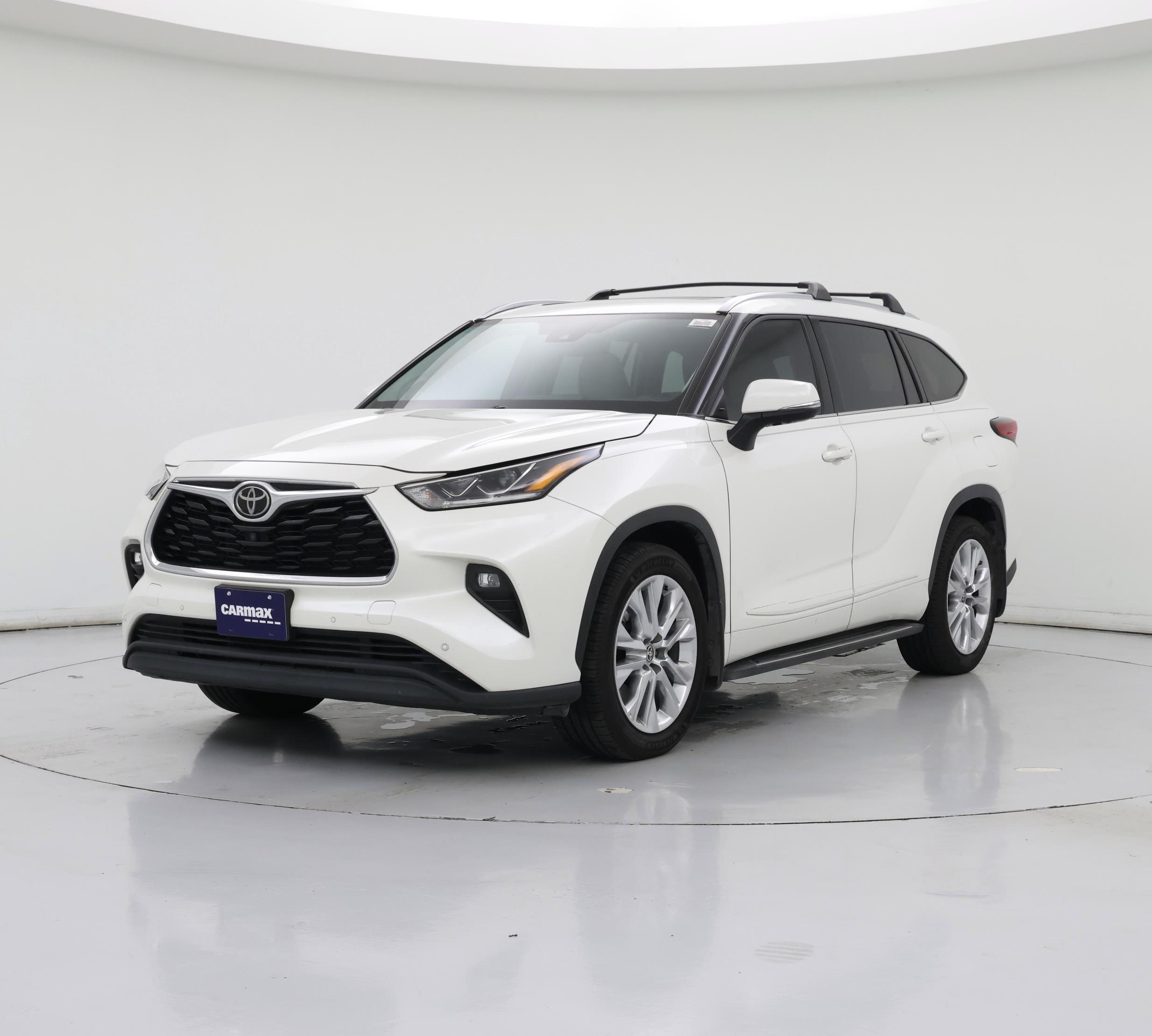 Thumbnail: 2021 Toyota Highlander - 4