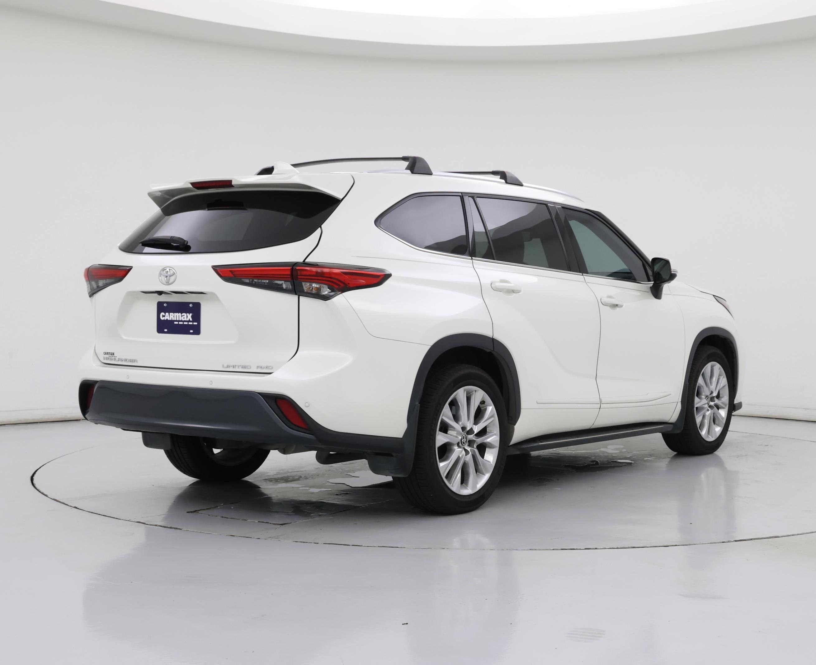 Thumbnail: 2021 Toyota Highlander - 8