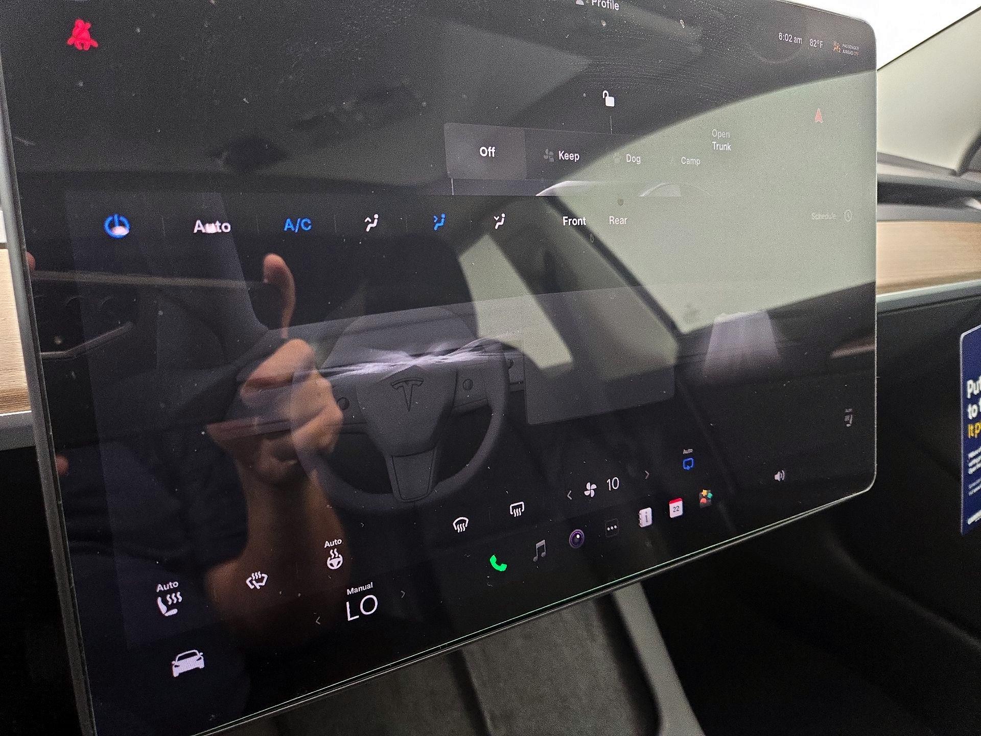 Thumbnail: 2023 Tesla Model 3 - 16