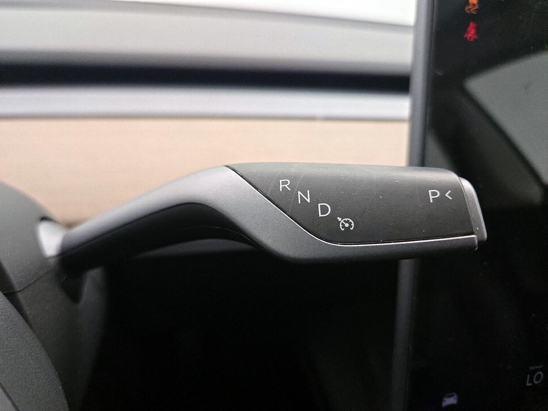 Thumbnail: 2023 Tesla Model 3 - 17