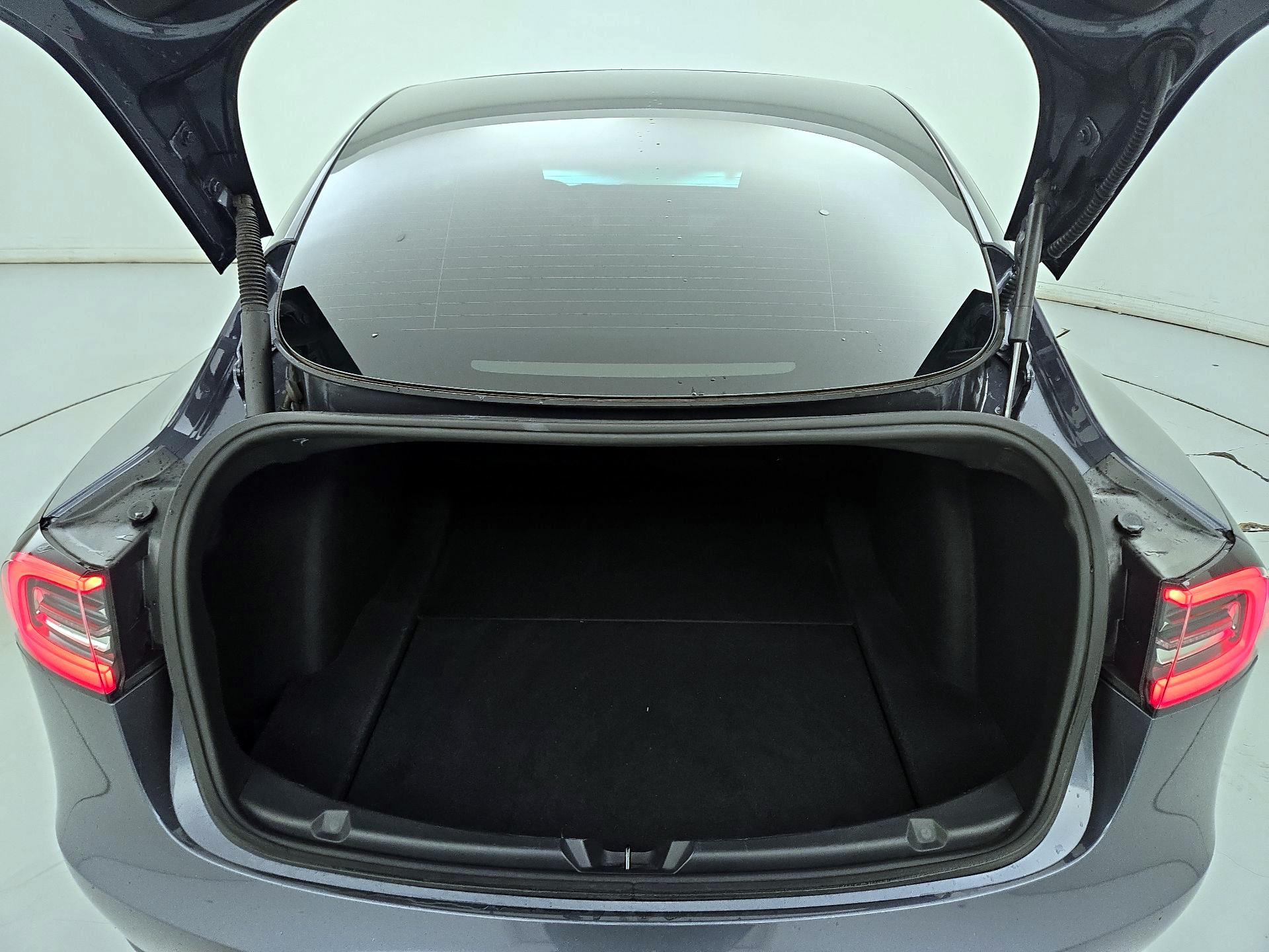 Thumbnail: 2023 Tesla Model 3 - 20