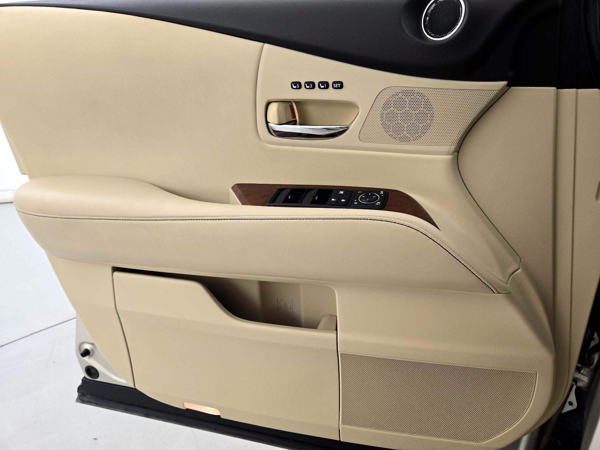 Thumbnail: 2013 Lexus RX - 12