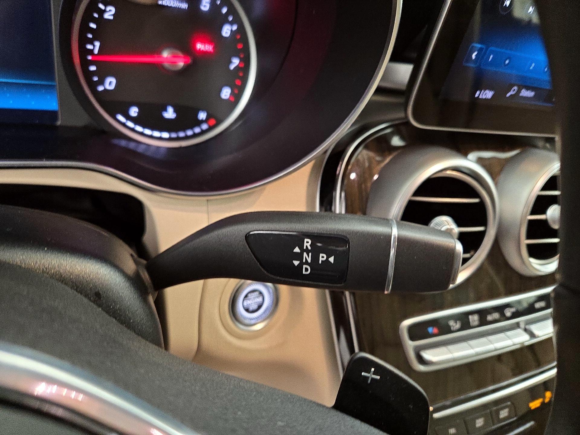 Thumbnail: 2020 Mercedes-Benz GLC - 17