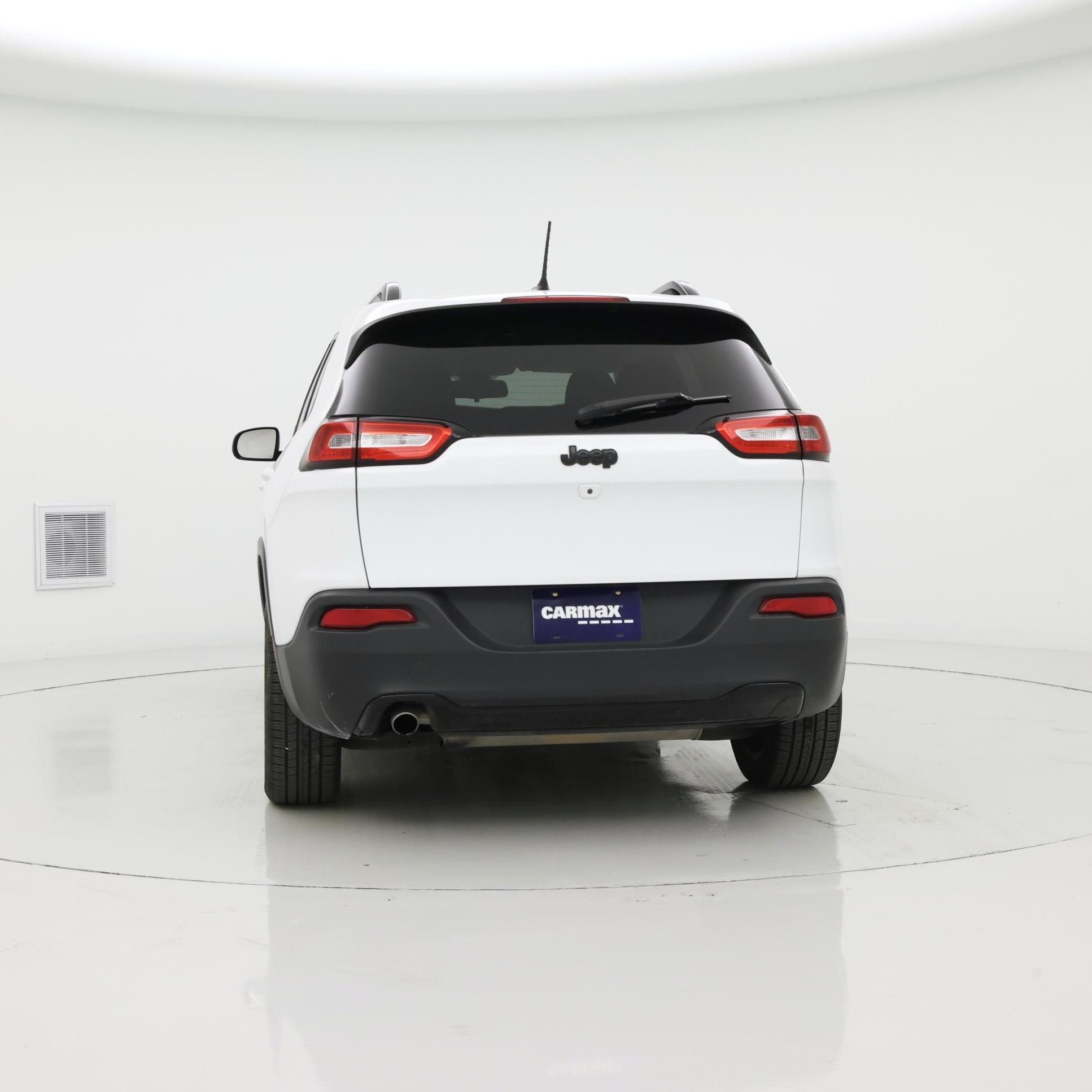 Thumbnail: 2015 Jeep Cherokee - 6