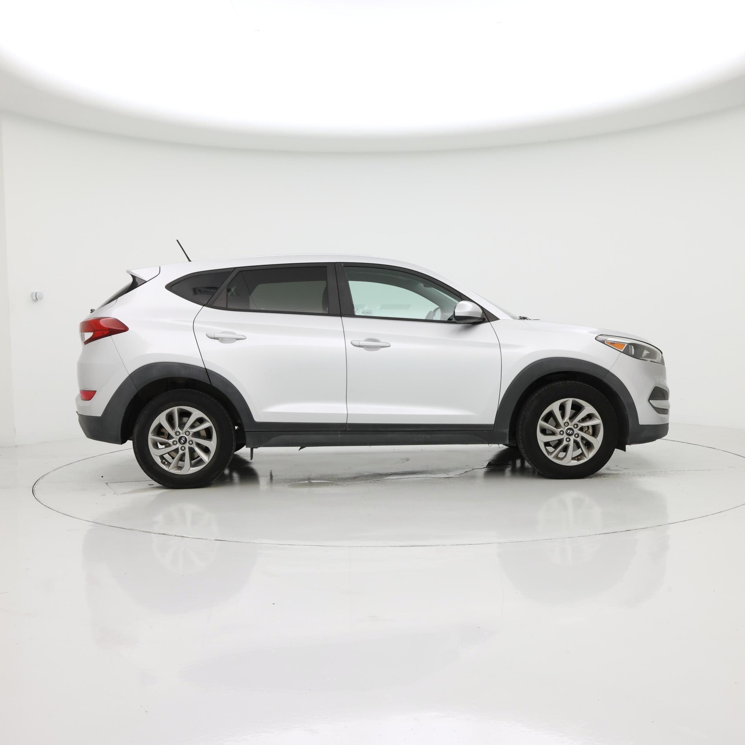 Thumbnail: 2017 Hyundai Tucson - 7