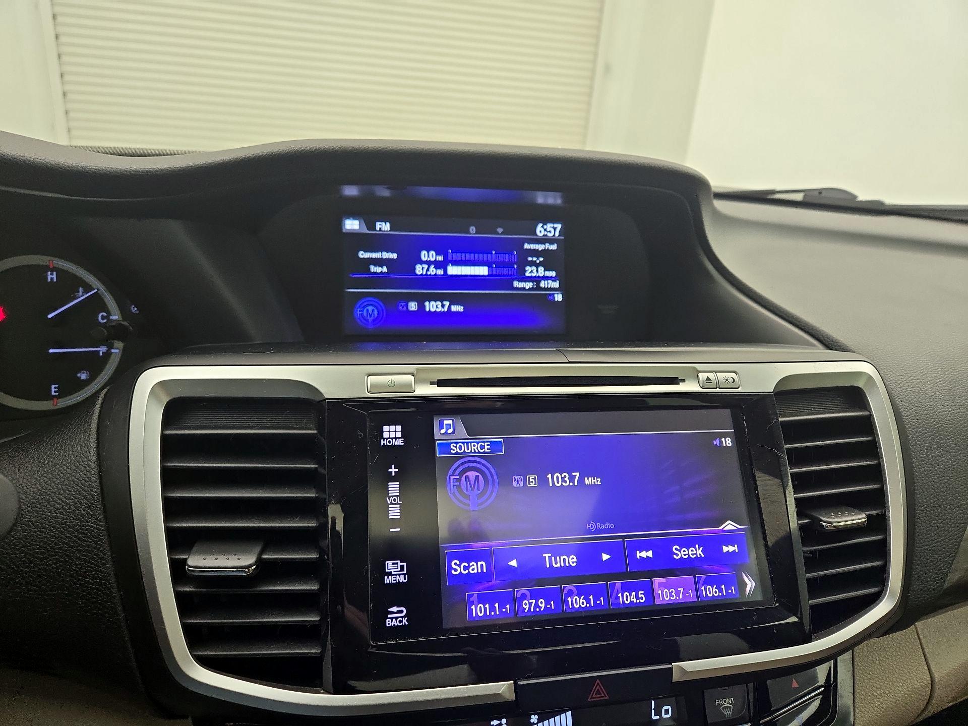 Thumbnail: 2016 Honda Accord - 15