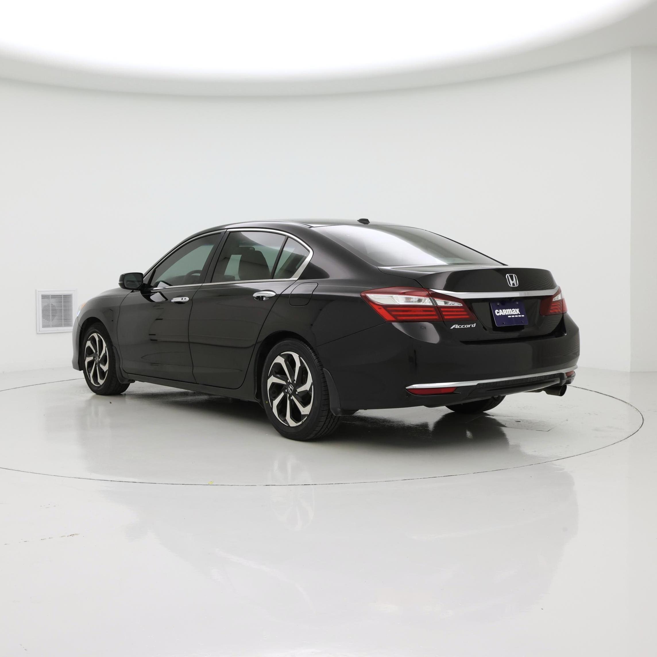 Thumbnail: 2016 Honda Accord - 2