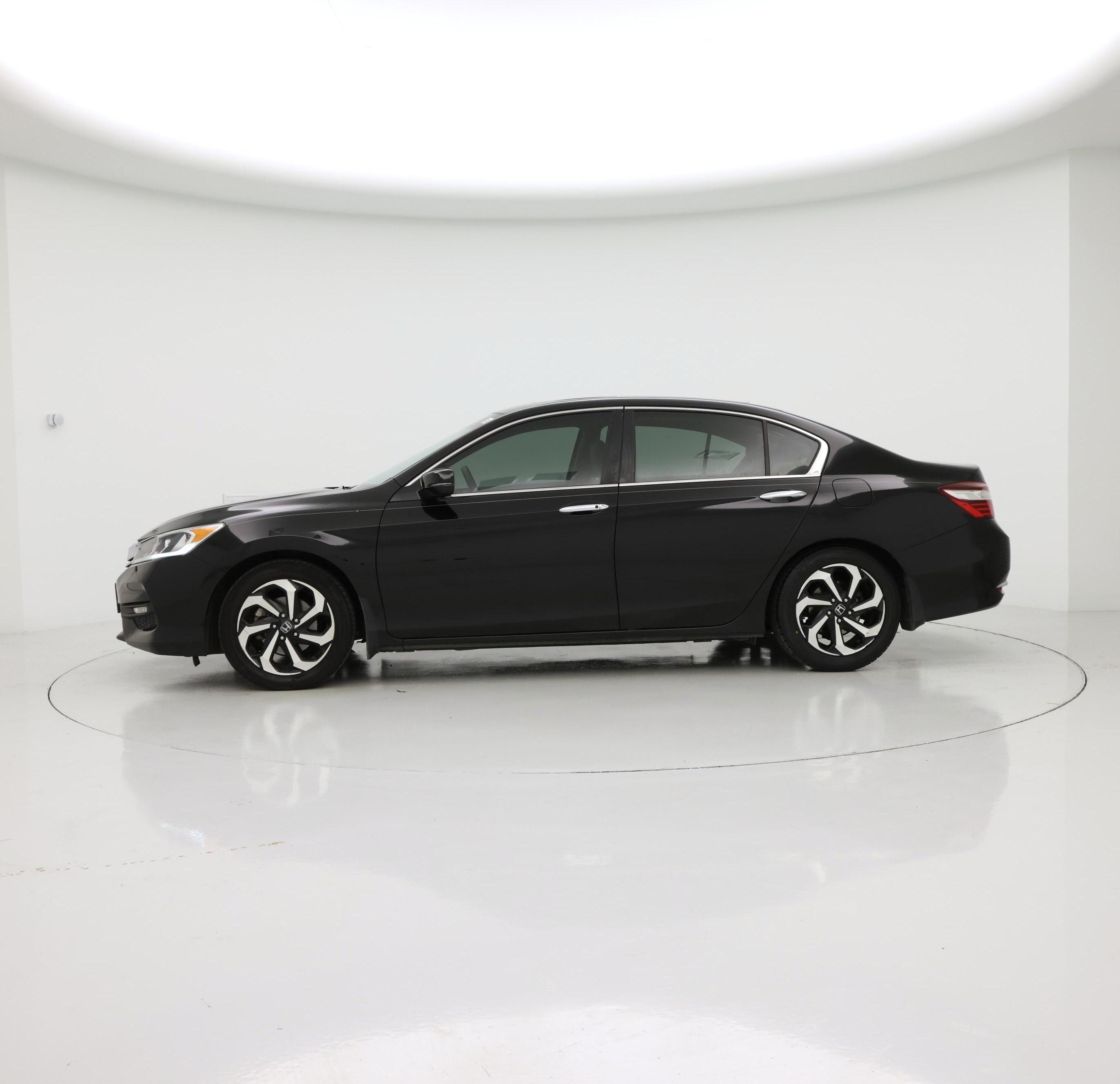 Thumbnail: 2016 Honda Accord - 3