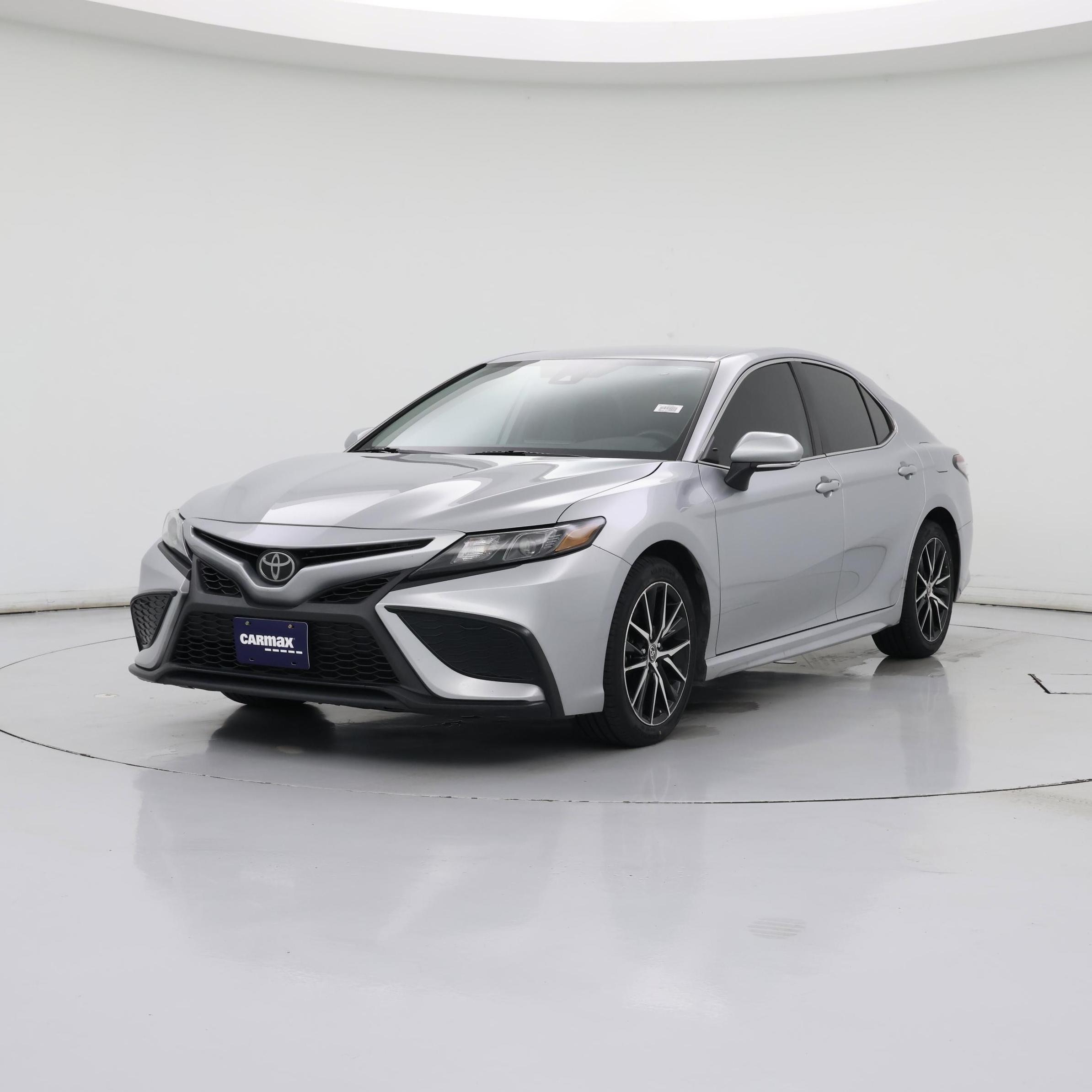 Thumbnail: 2023 Toyota Camry - 4