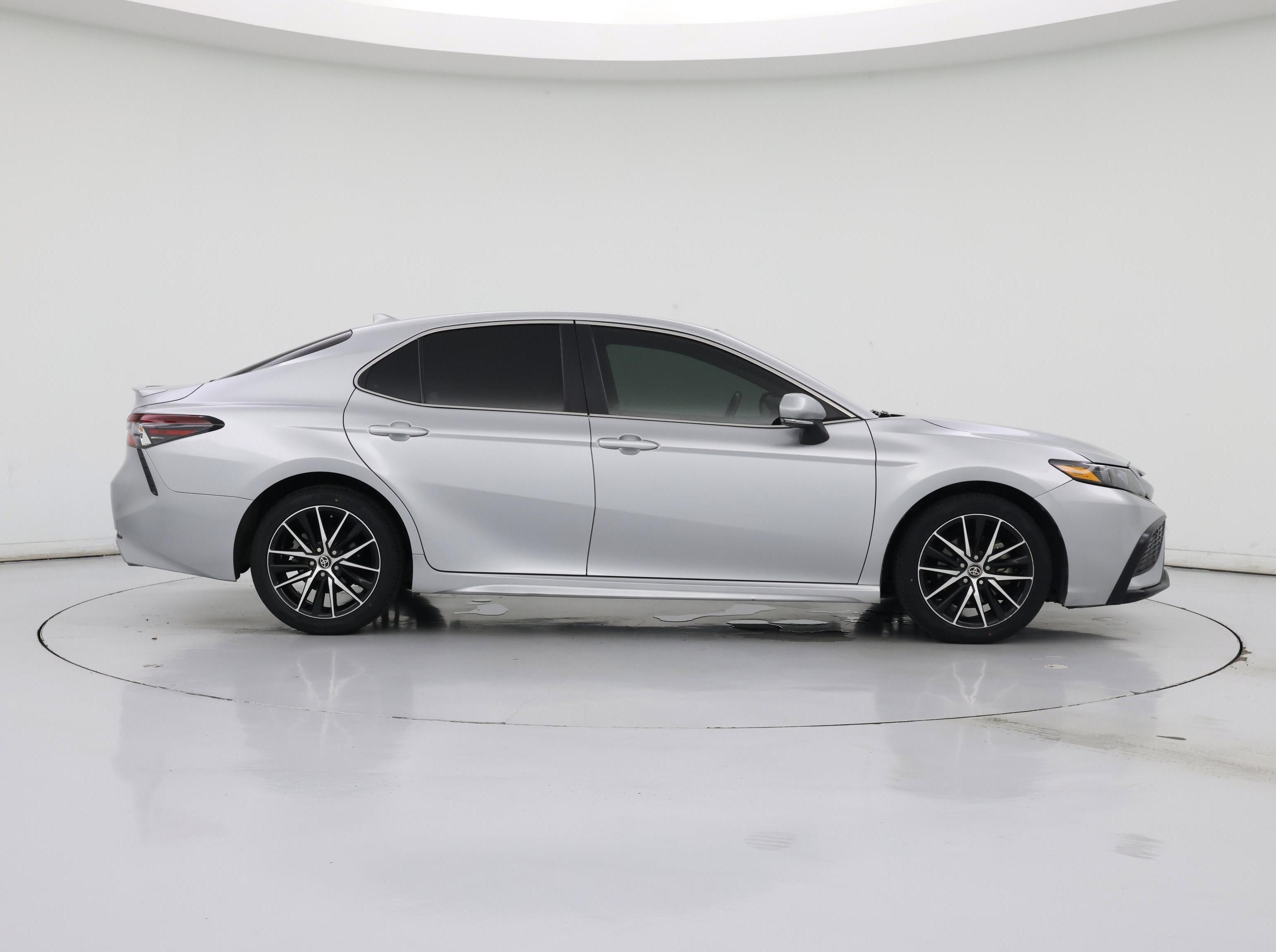 Thumbnail: 2023 Toyota Camry - 7
