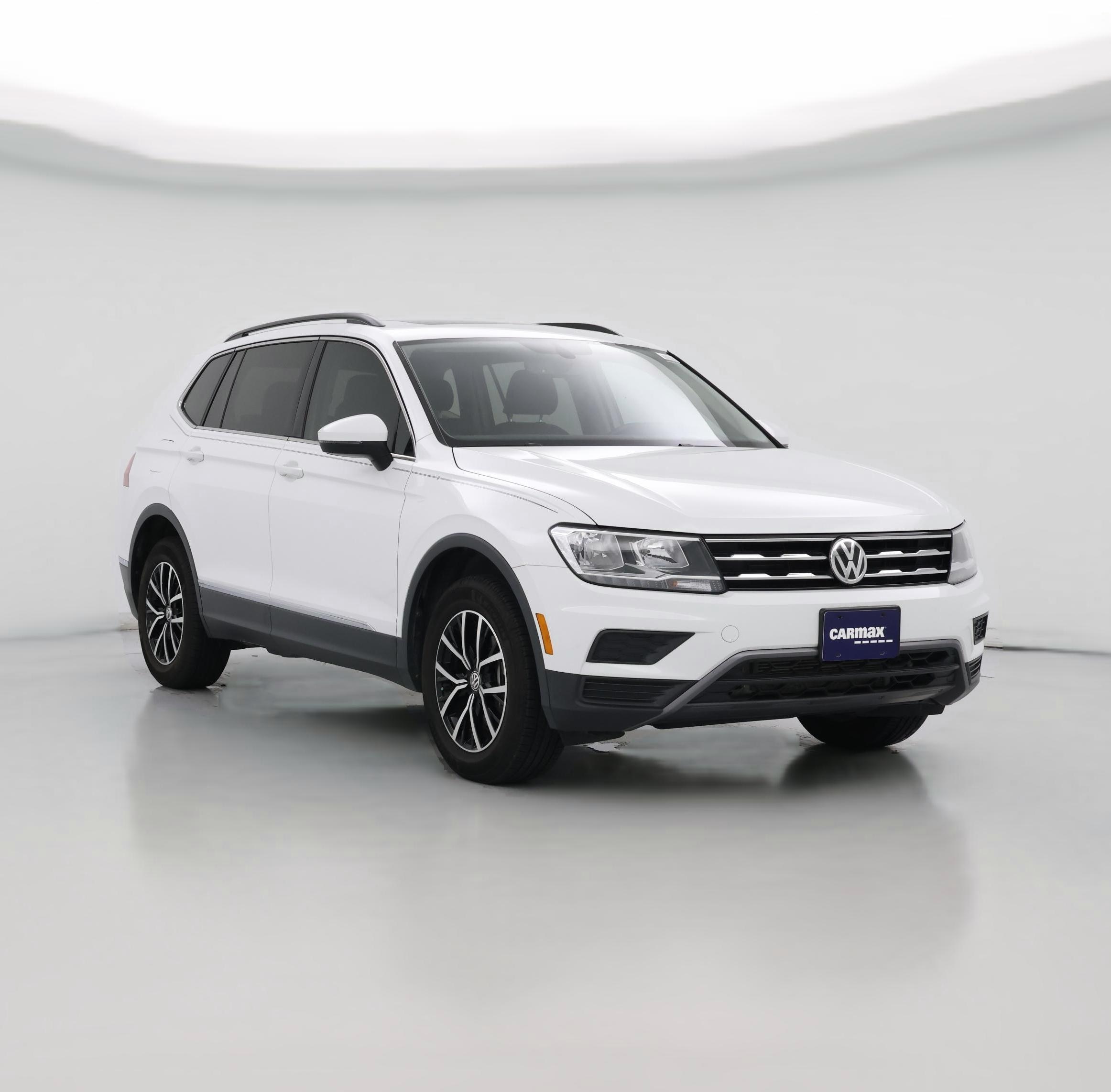 Thumbnail: 2021 Volkswagen Tiguan - 1