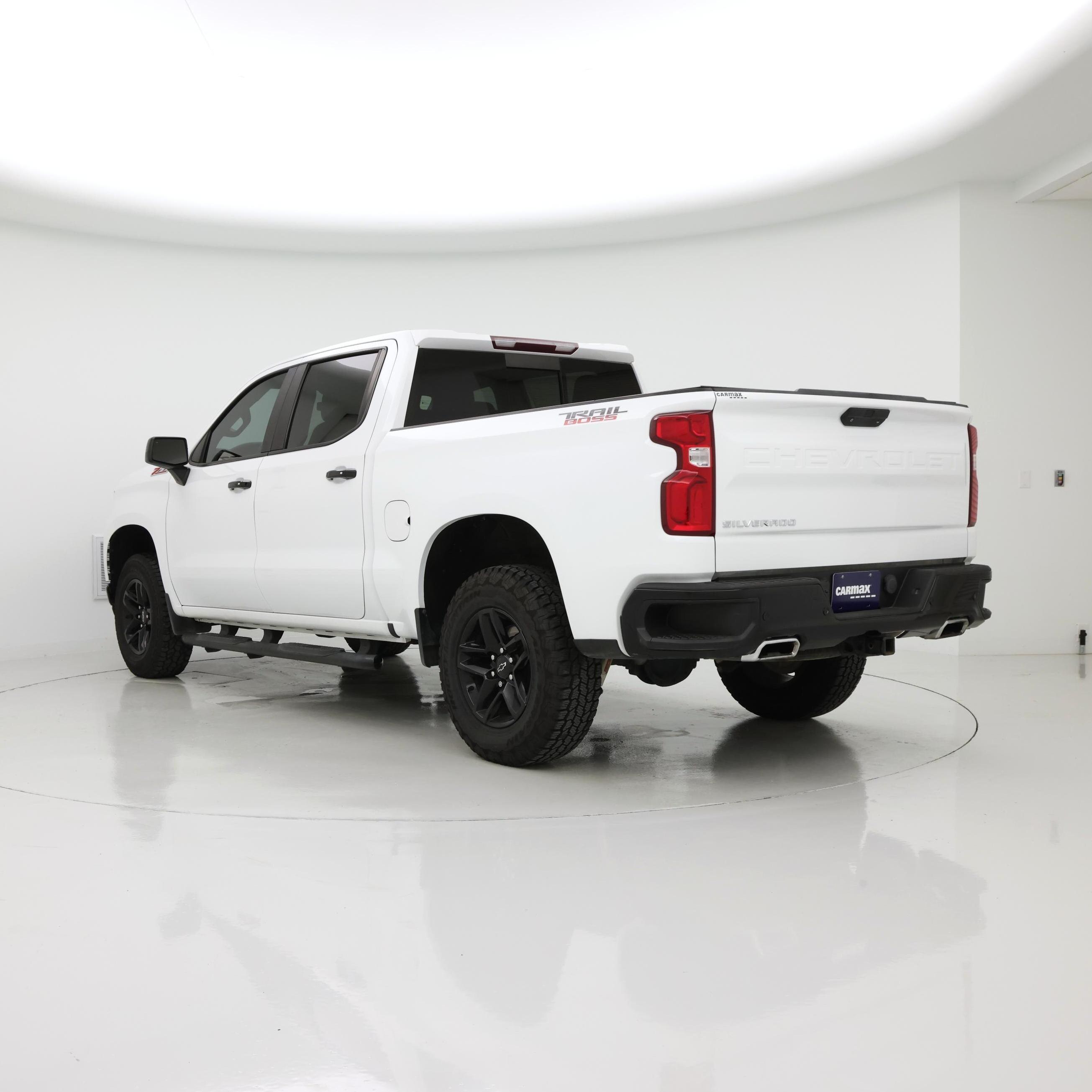 Thumbnail: 2019 Chevrolet Silverado 1500 - 2