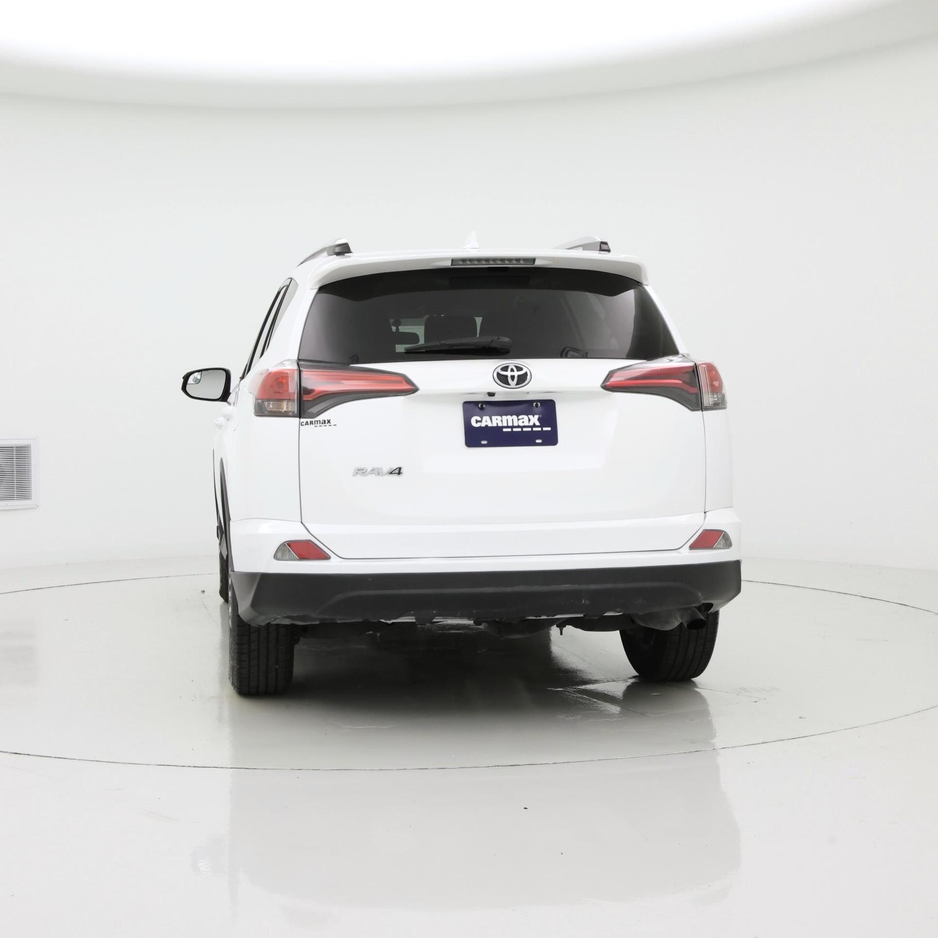 Thumbnail: 2016 Toyota RAV4 - 6