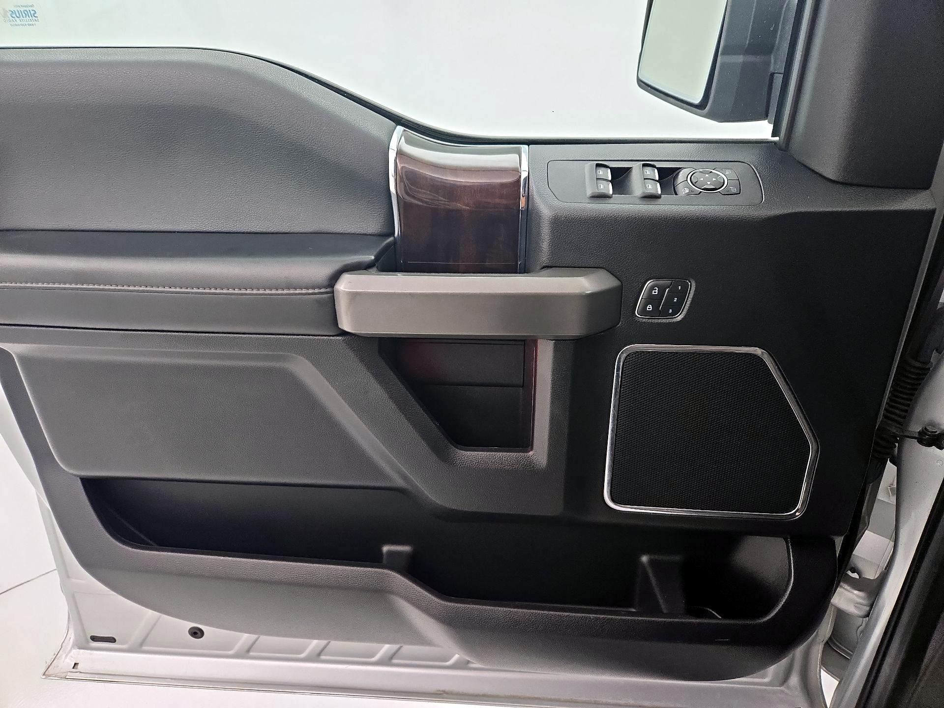 Thumbnail: 2015 Ford F-150 - 12