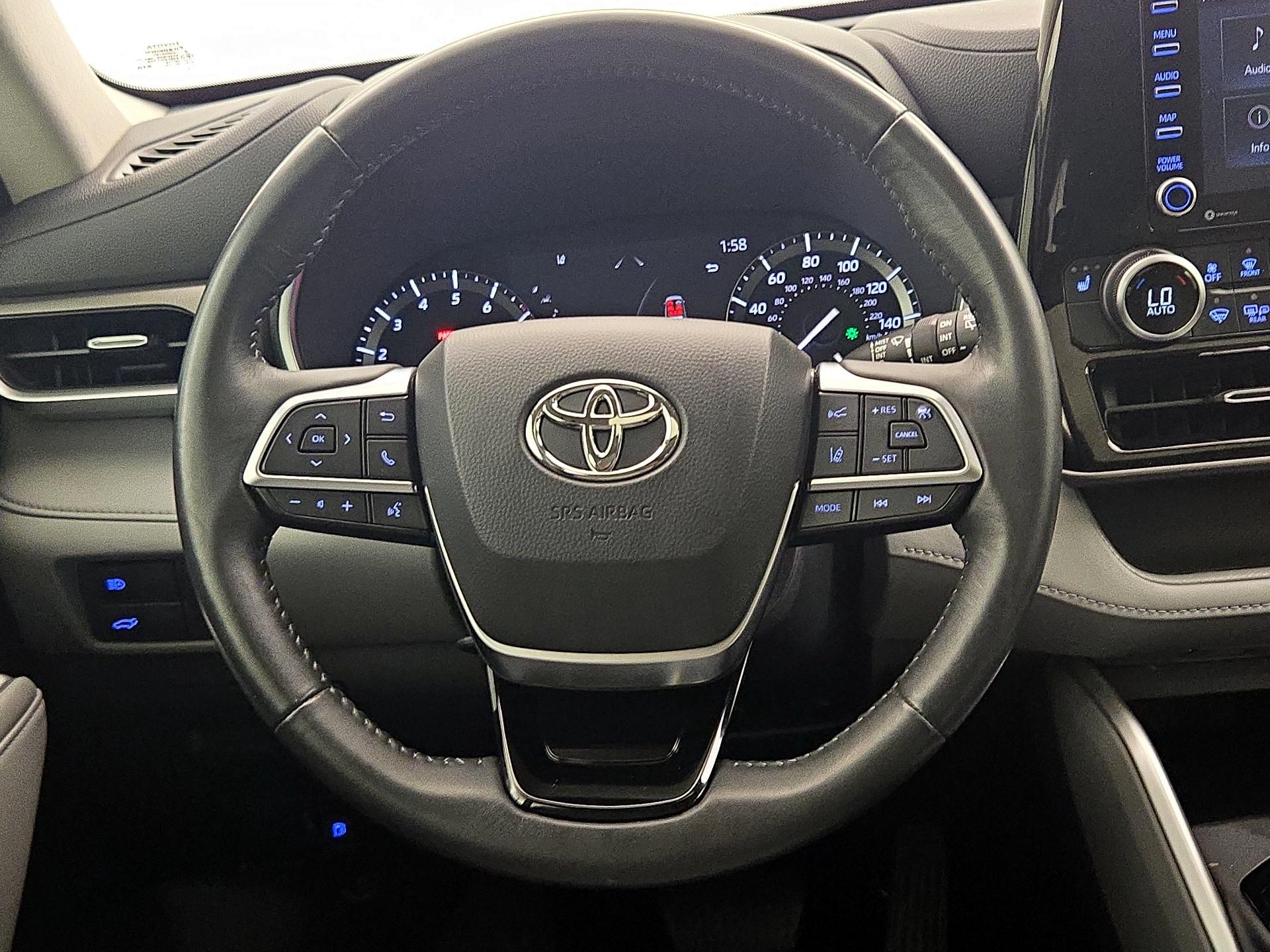 Thumbnail: 2020 Toyota Highlander - 10