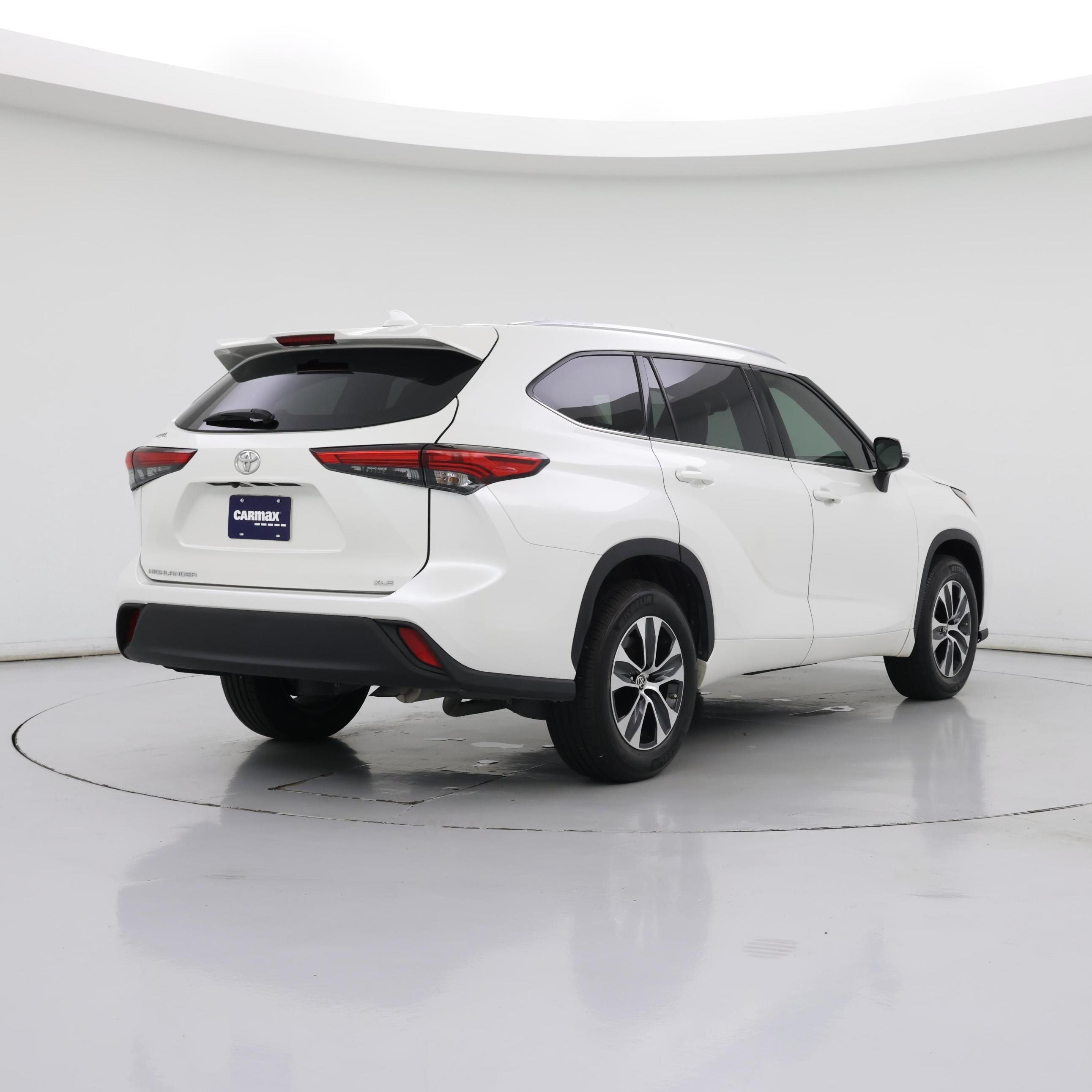 Thumbnail: 2020 Toyota Highlander - 8