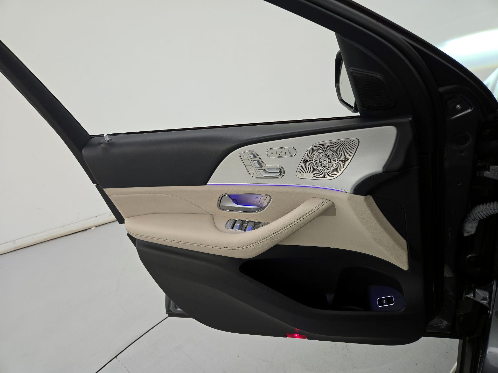 Thumbnail: 2022 Mercedes-Benz GLS - 12