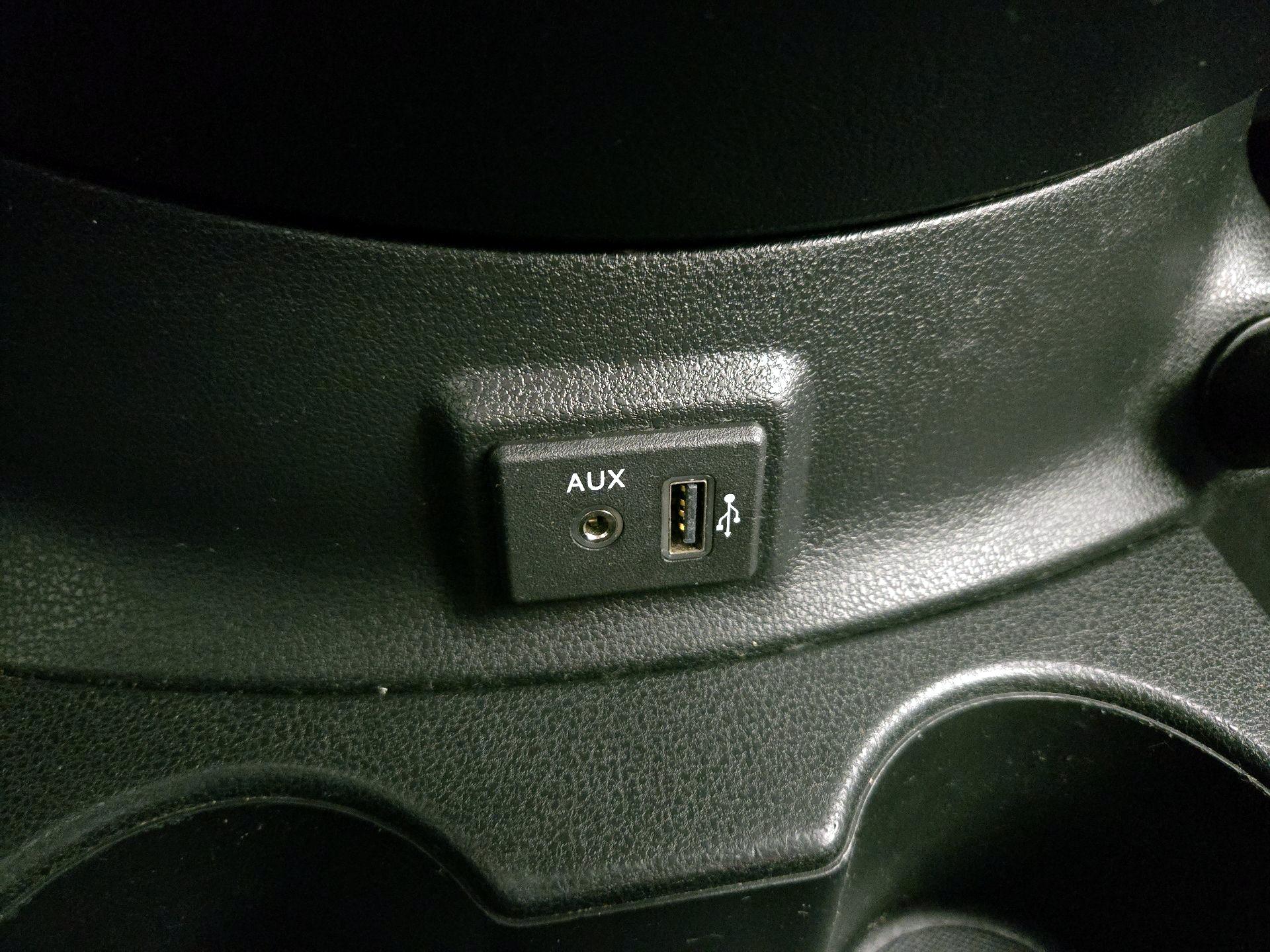 Thumbnail: 2018 Nissan Versa Note - 18