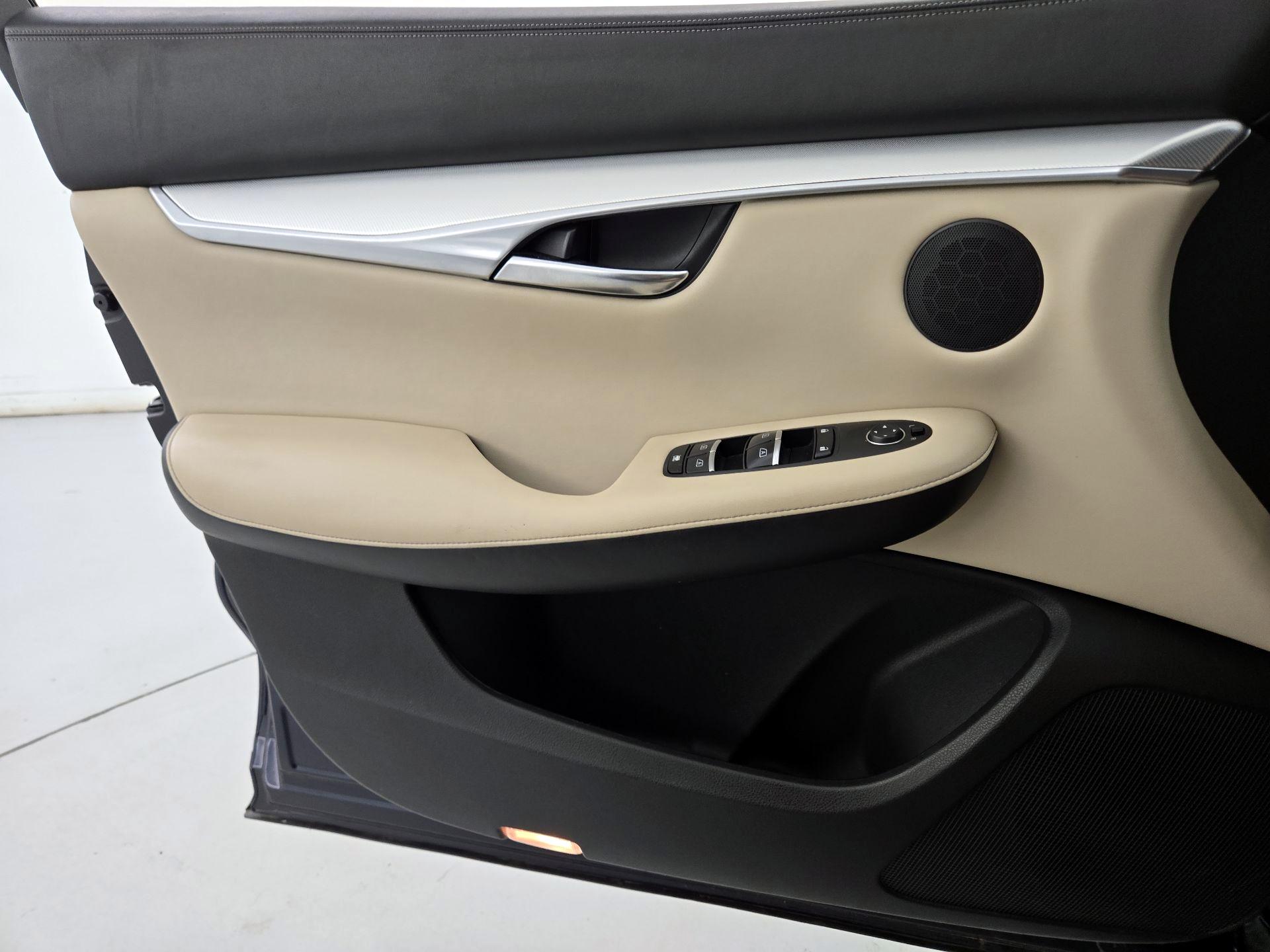 Thumbnail: 2020 INFINITI QX50 - 12
