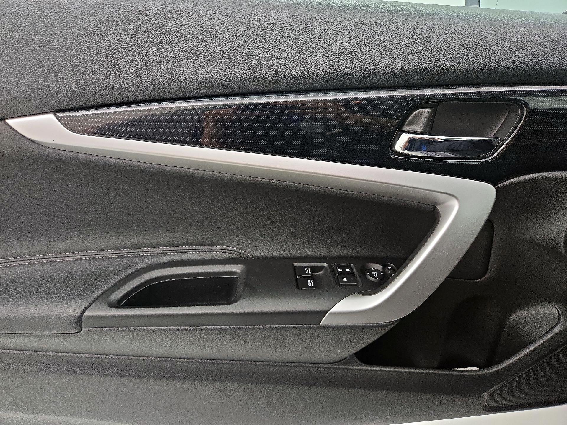 Thumbnail: 2015 Honda Accord - 12