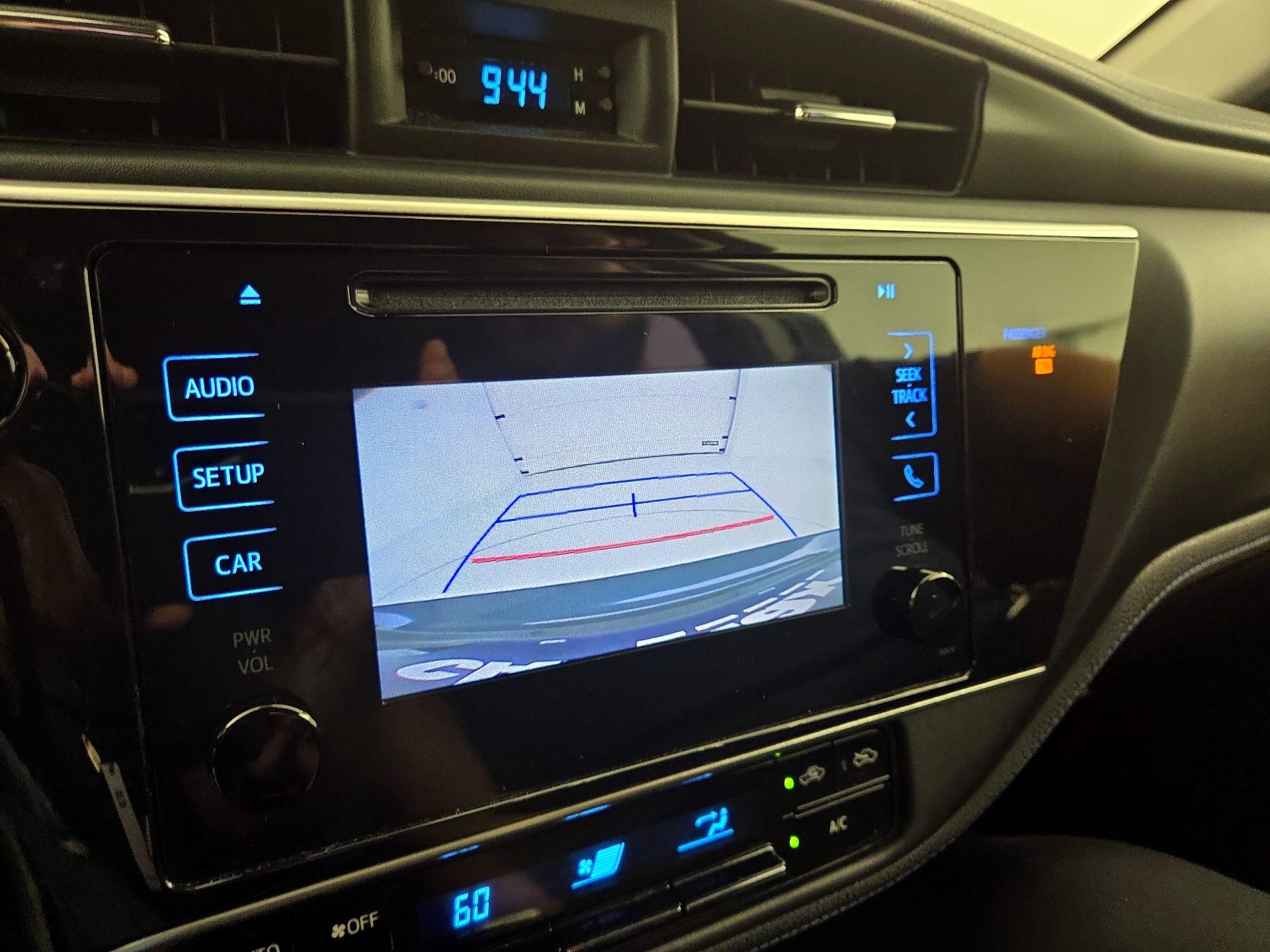 Thumbnail: 2018 Toyota Corolla - 14
