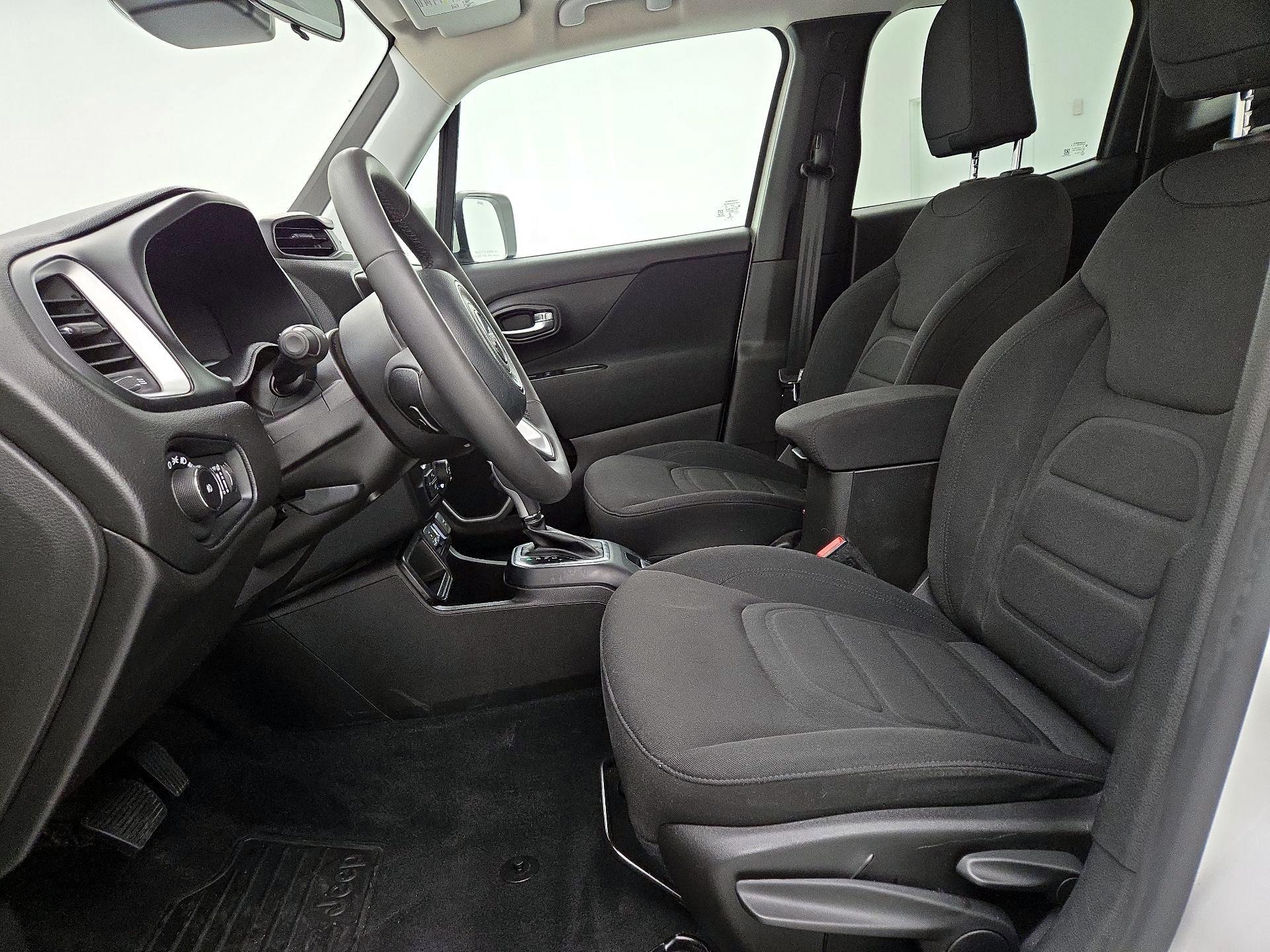 Thumbnail: 2021 Jeep Renegade - 11