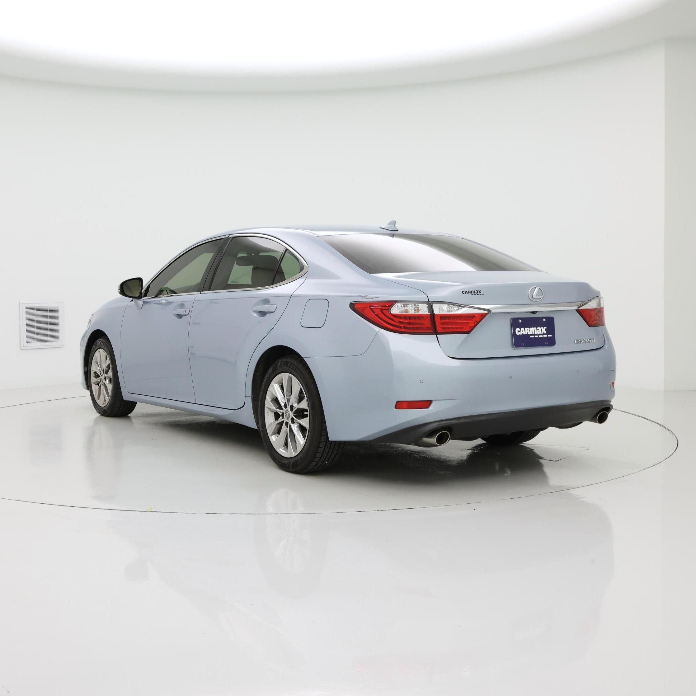 Thumbnail: 2013 Lexus ES - 2
