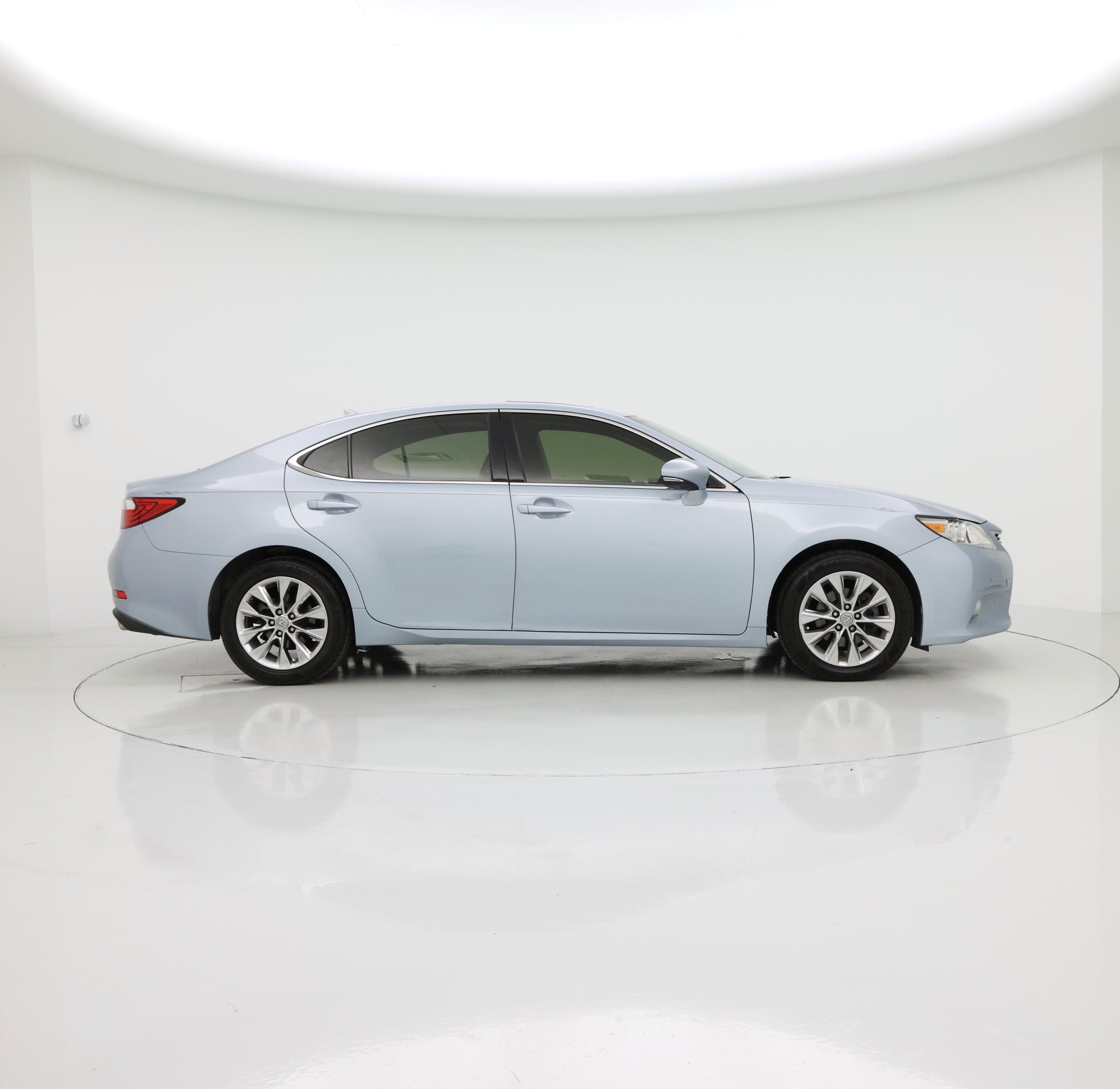 Thumbnail: 2013 Lexus ES - 7
