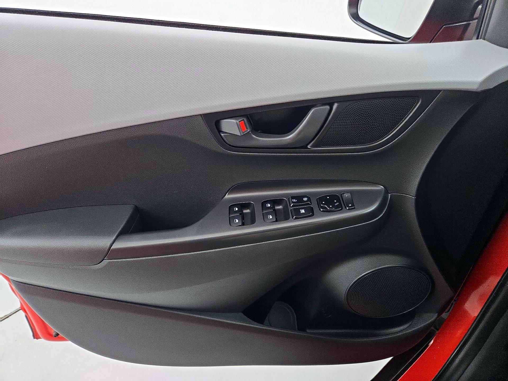 Thumbnail: 2019 Hyundai Kona - 12