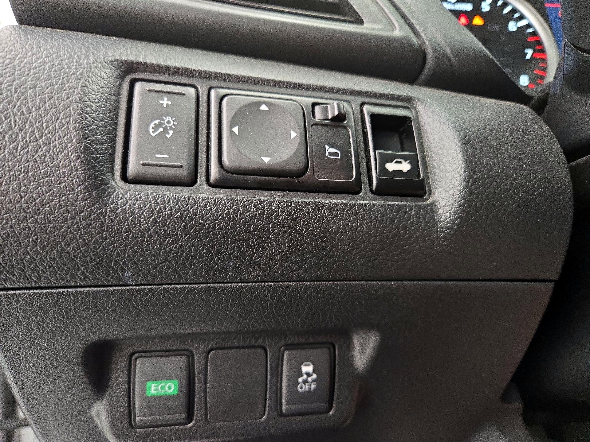 Thumbnail: 2019 Nissan Sentra - 13