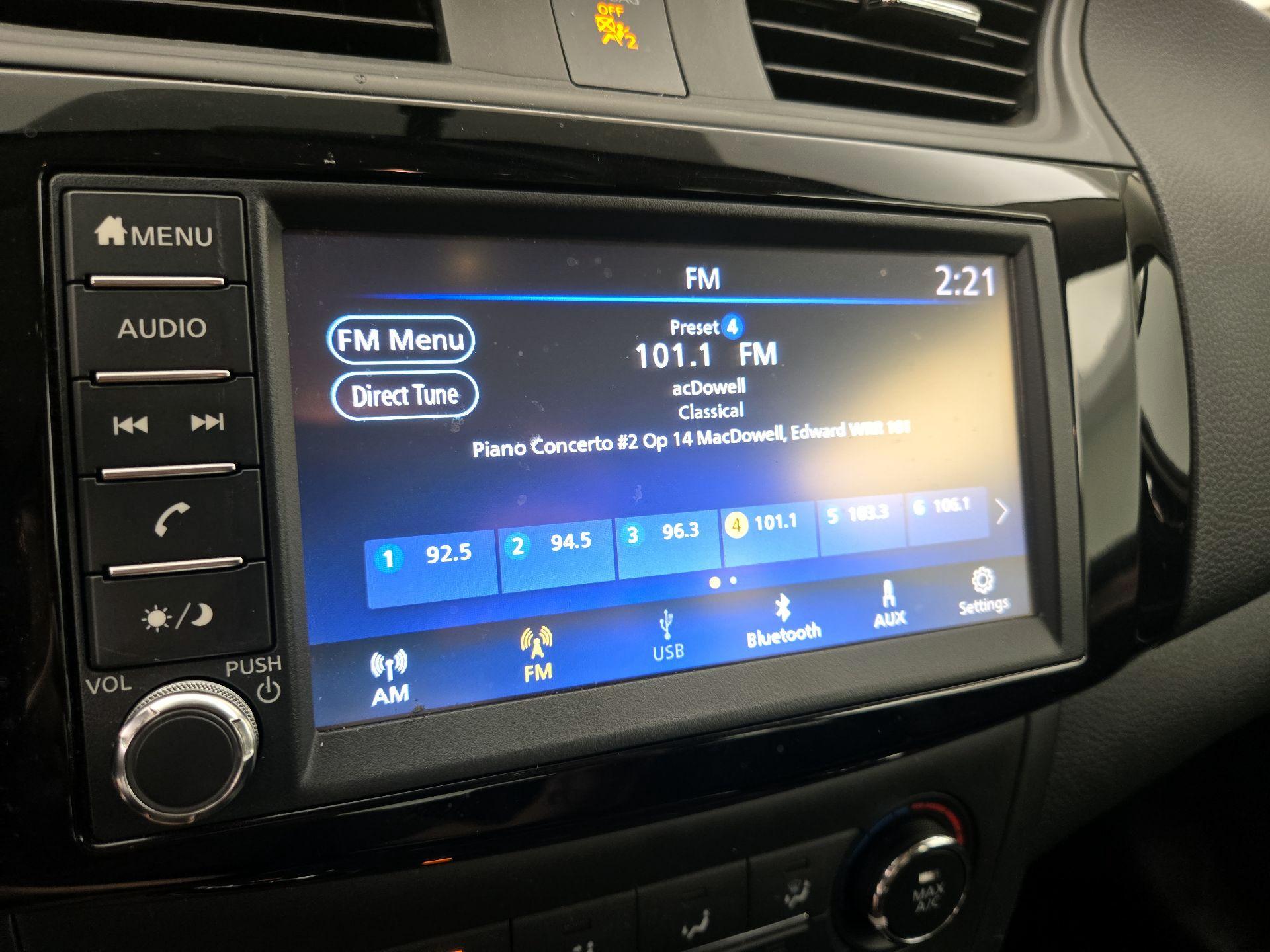 Thumbnail: 2019 Nissan Sentra - 15