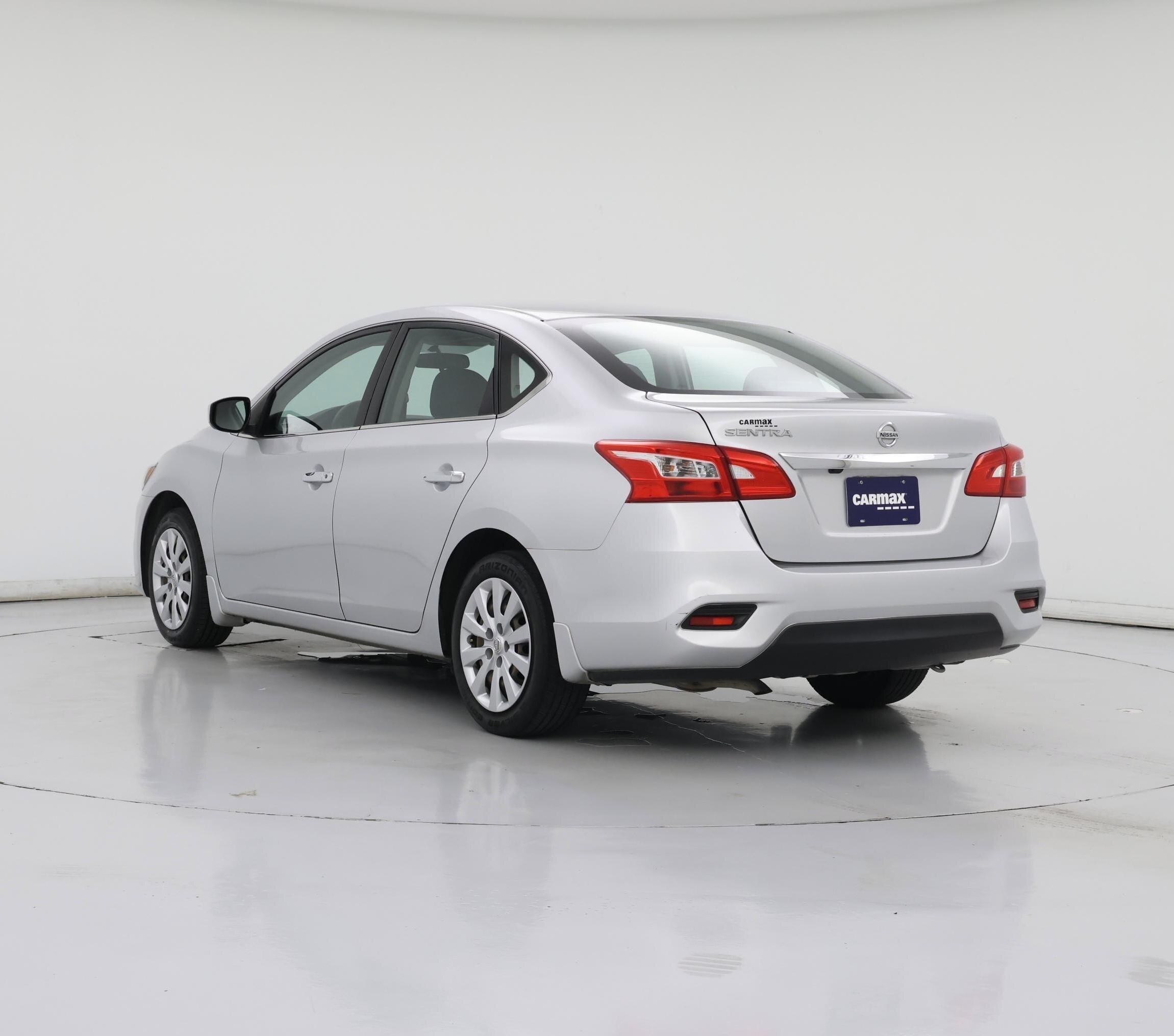 Thumbnail: 2019 Nissan Sentra - 2