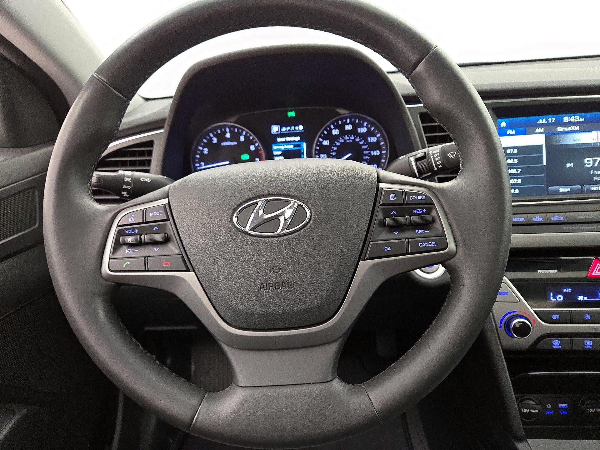 Thumbnail: 2017 Hyundai Elantra - 10