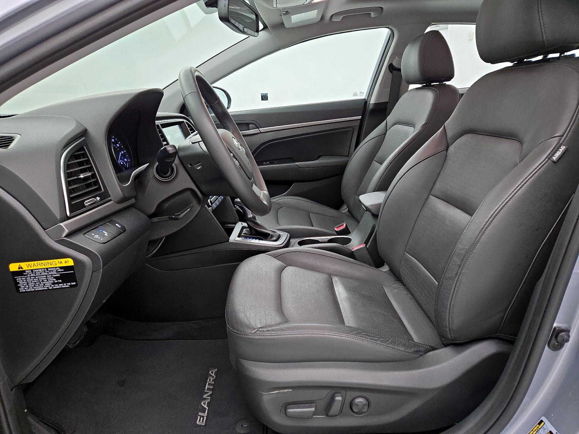 Thumbnail: 2017 Hyundai Elantra - 11