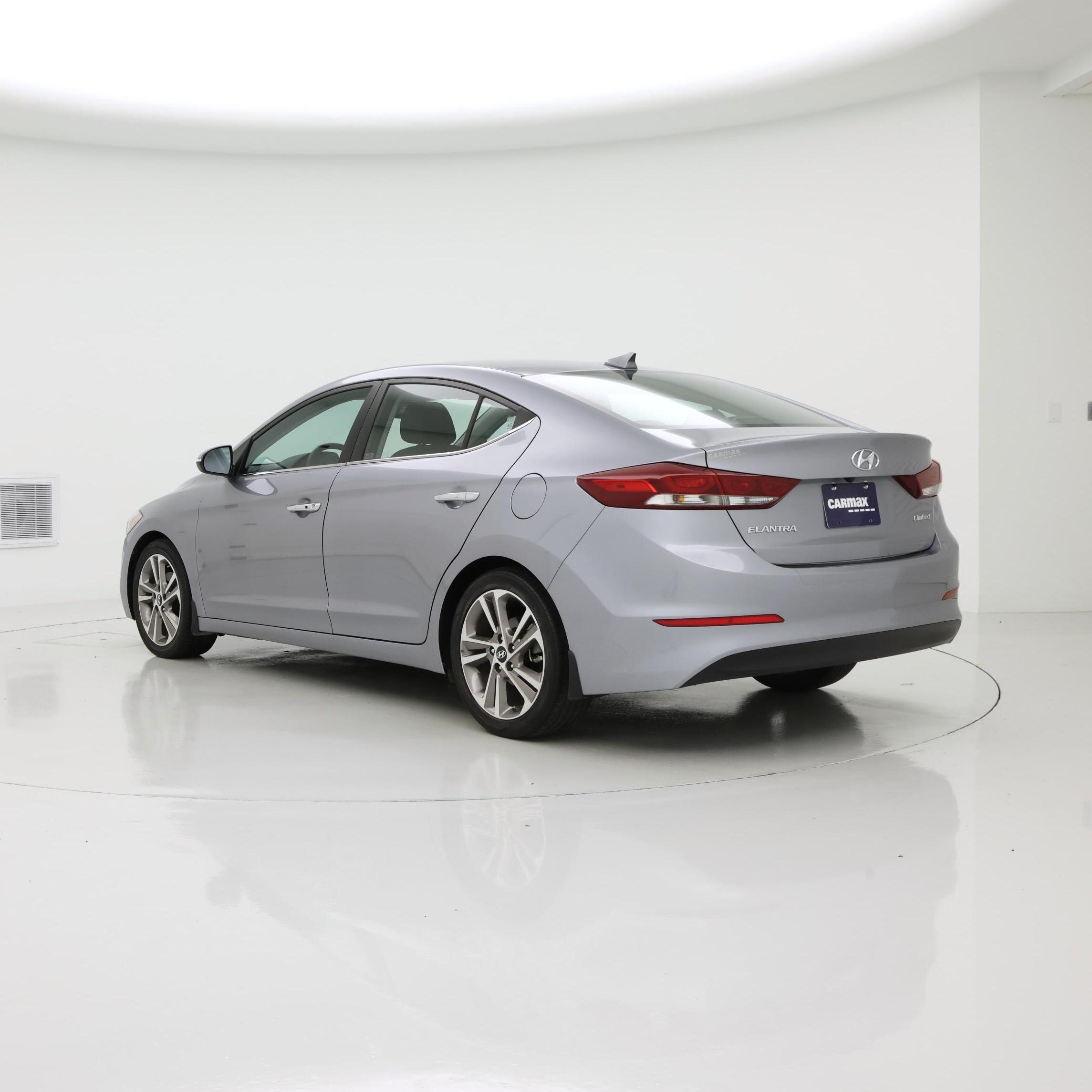 Thumbnail: 2017 Hyundai Elantra - 2