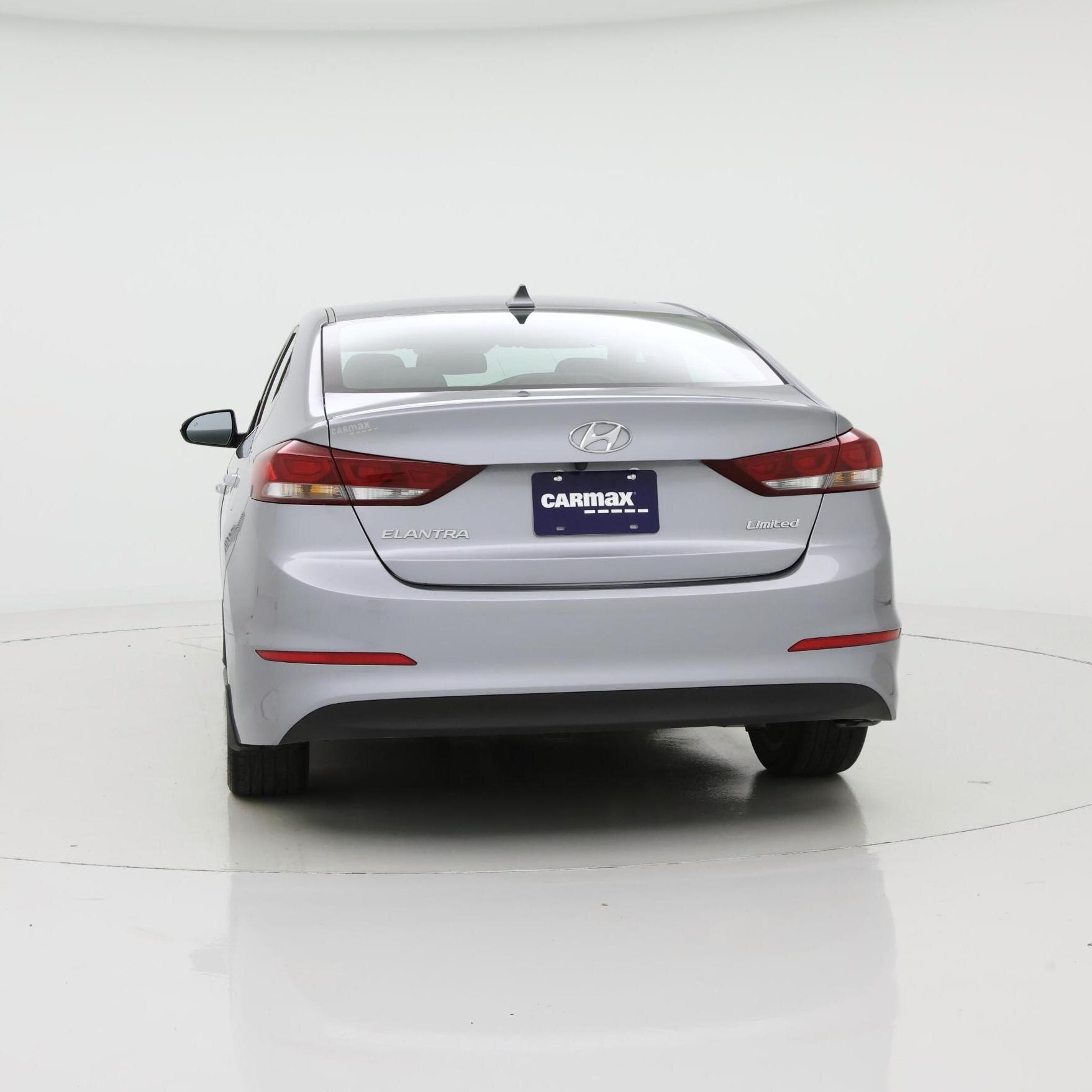 Thumbnail: 2017 Hyundai Elantra - 6