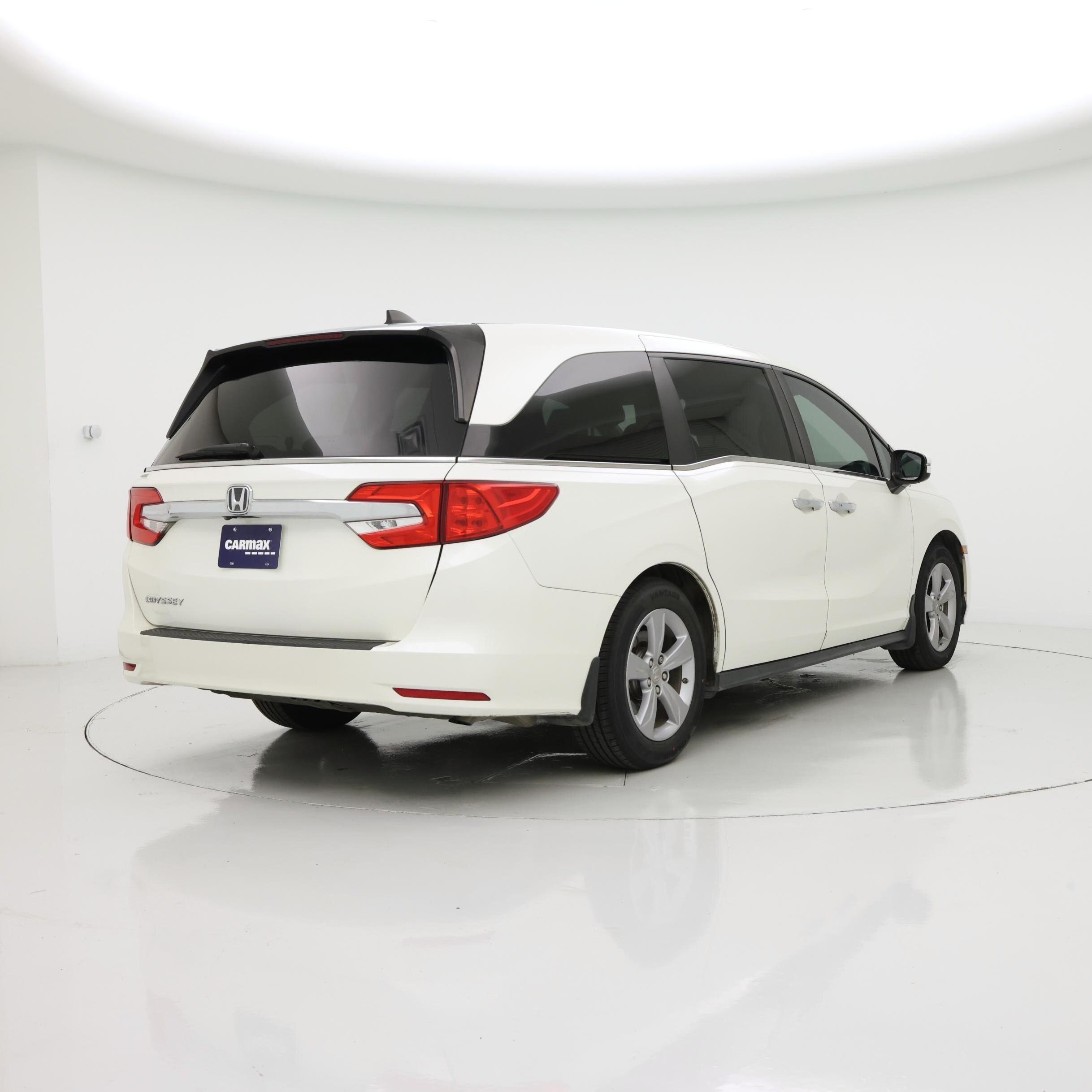 Thumbnail: 2018 Honda Odyssey - 8