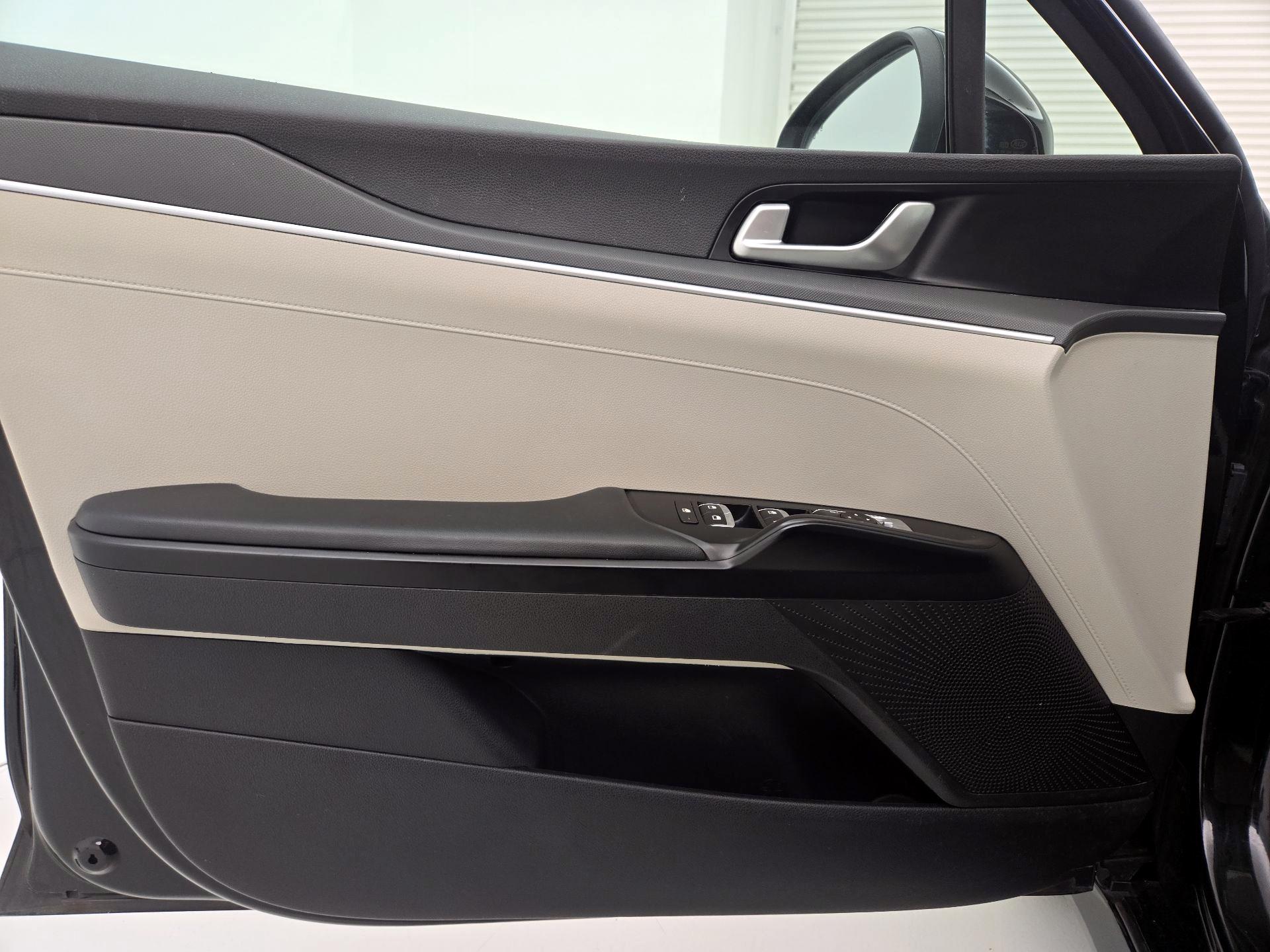 Thumbnail: 2021 Kia K5 - 12