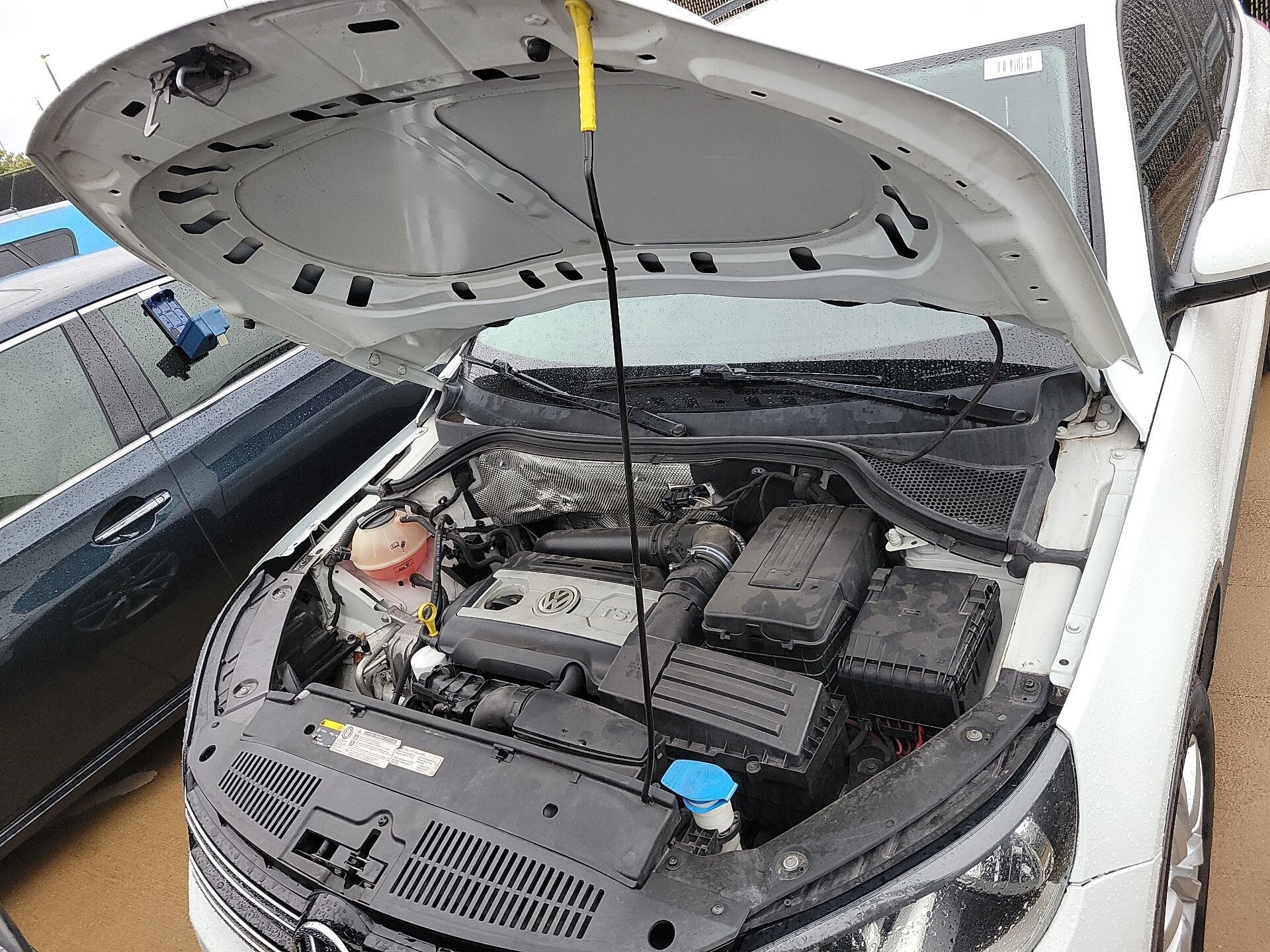 Thumbnail: 2017 Volkswagen Tiguan - 12