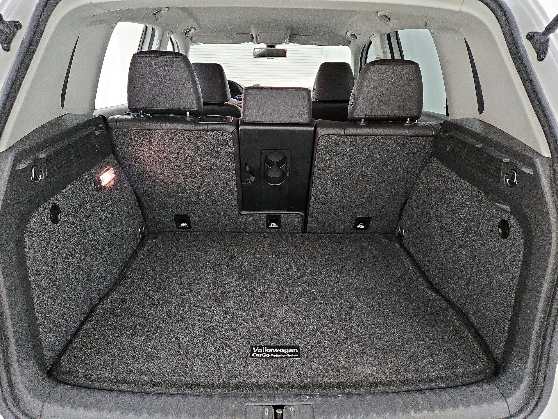 Thumbnail: 2017 Volkswagen Tiguan - 20