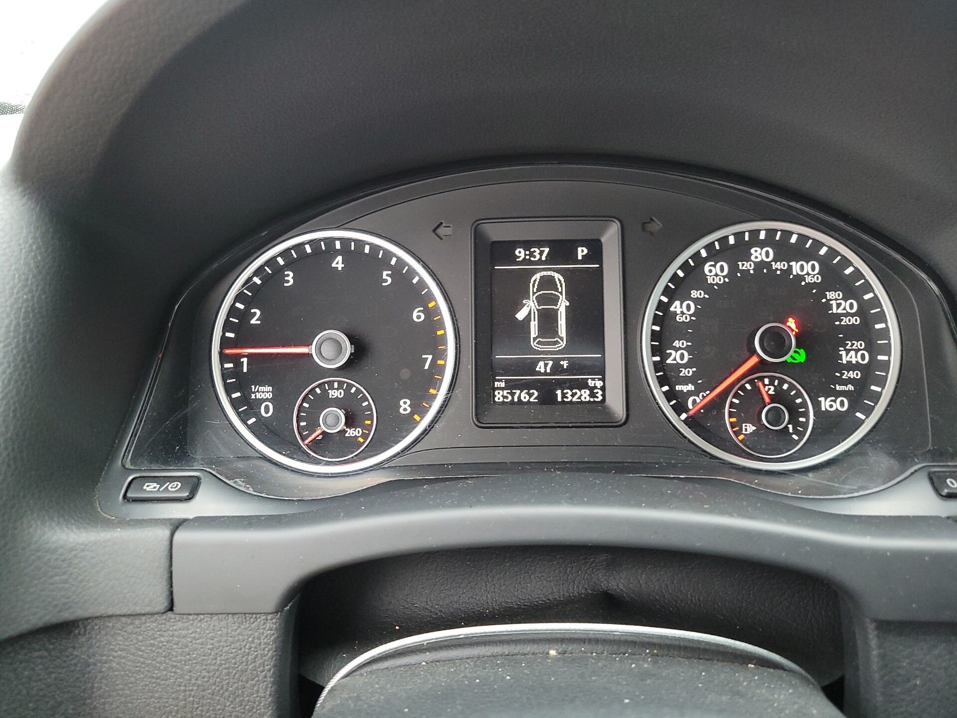 Thumbnail: 2017 Volkswagen Tiguan - 6