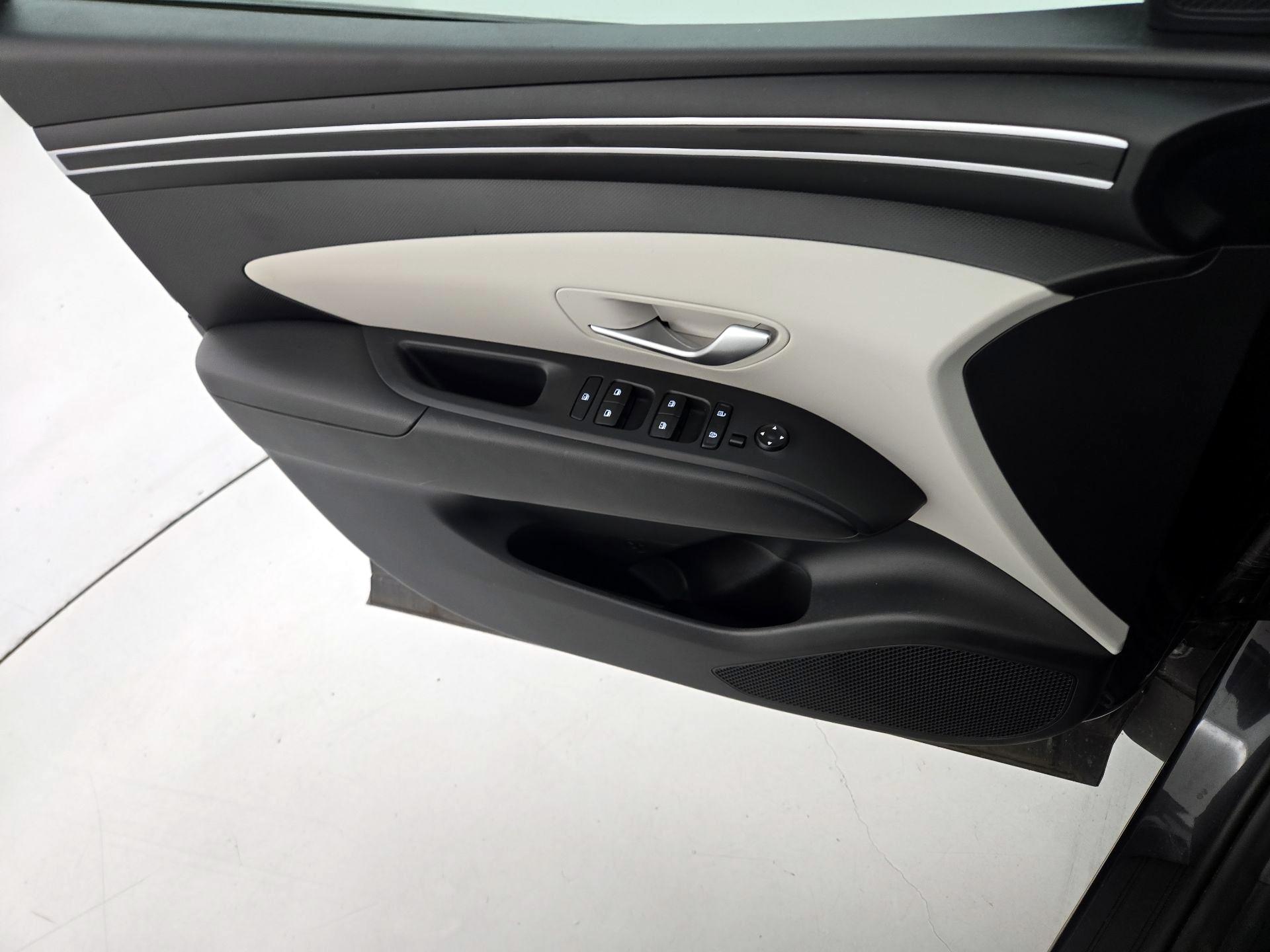 Thumbnail: 2023 Hyundai Tucson - 12