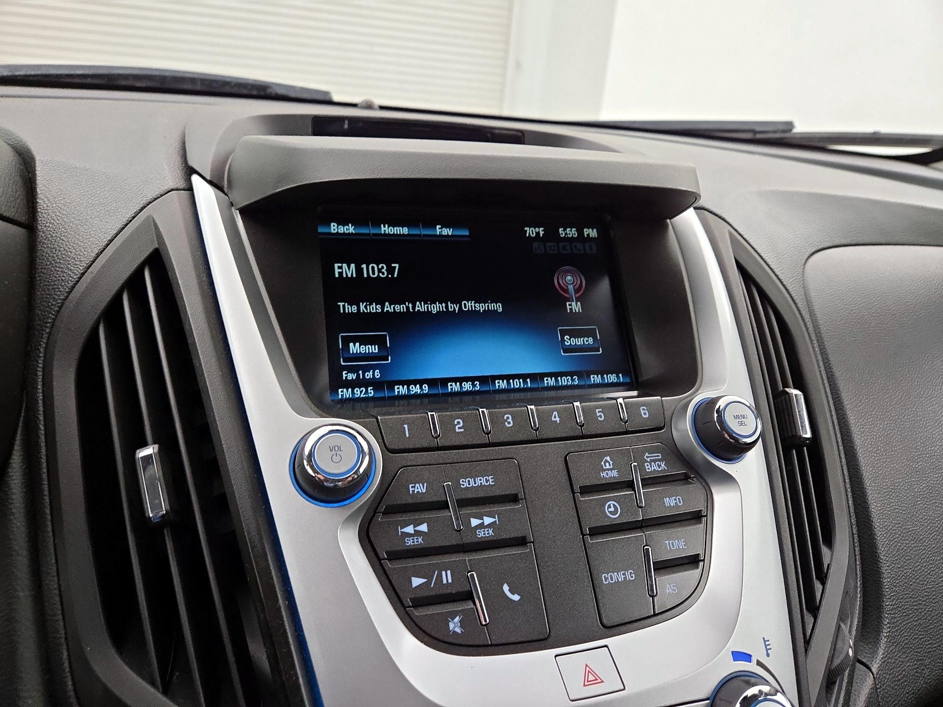 Thumbnail: 2017 Chevrolet Equinox - 15